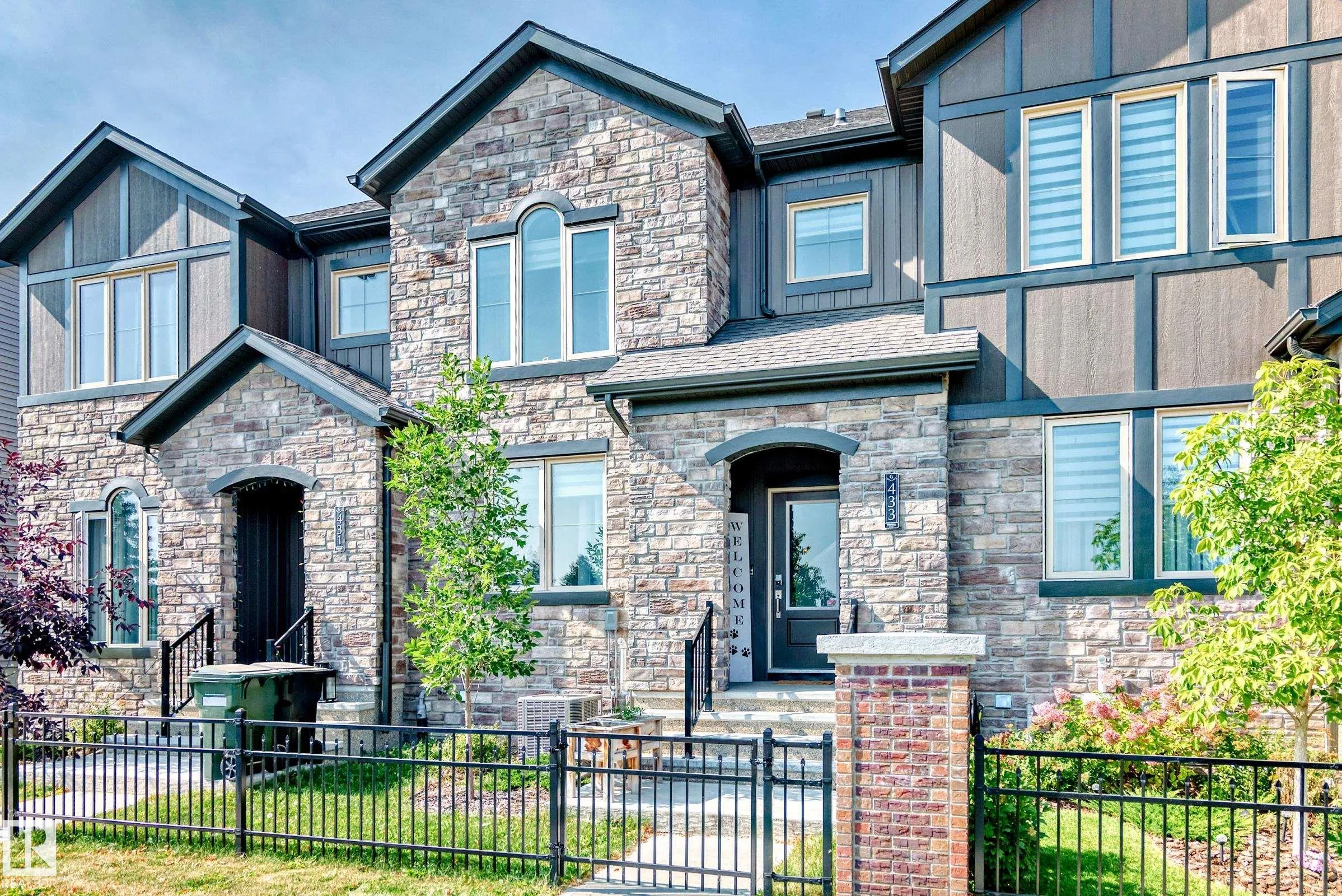 433 Pioneer Road