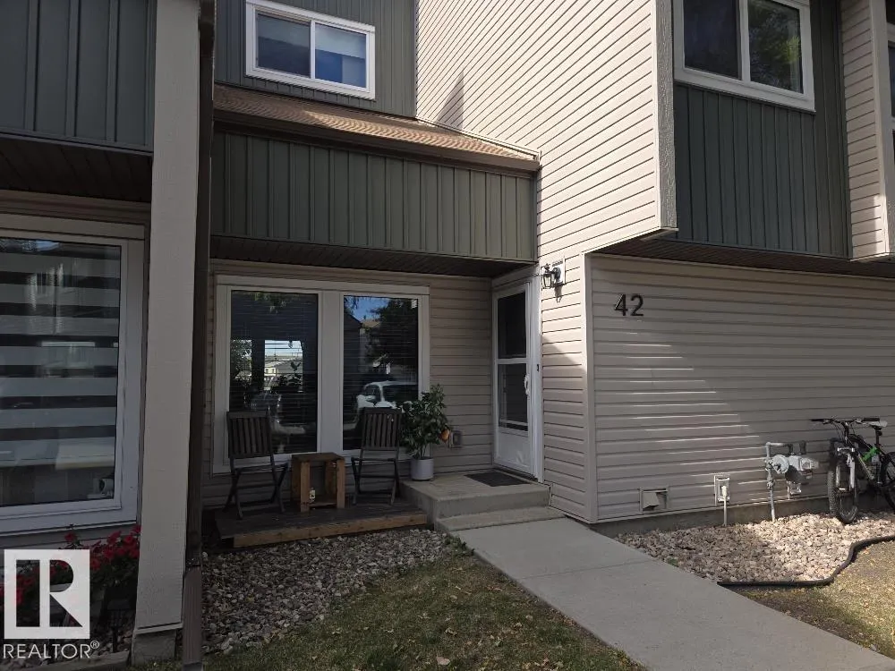 2020 105 Street