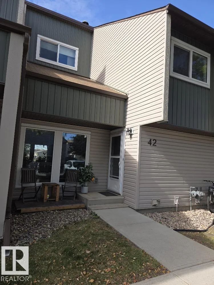 2020 105 Street