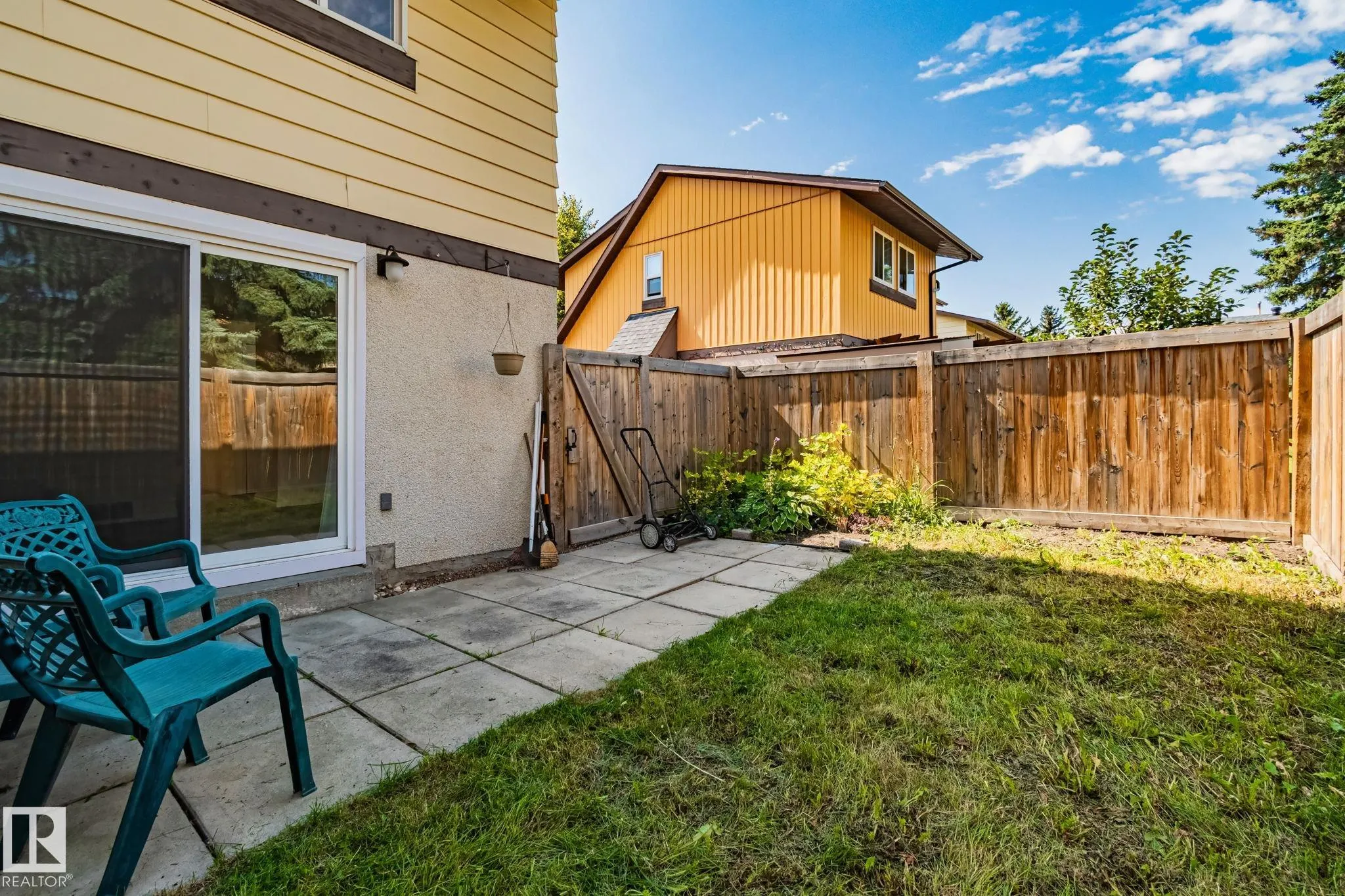 116 WOODSTOCK NW