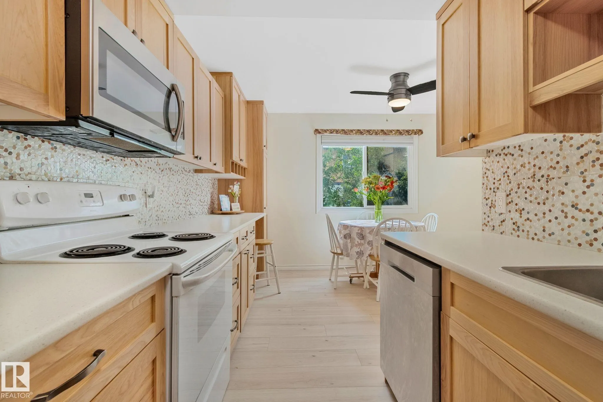 116 WOODSTOCK NW