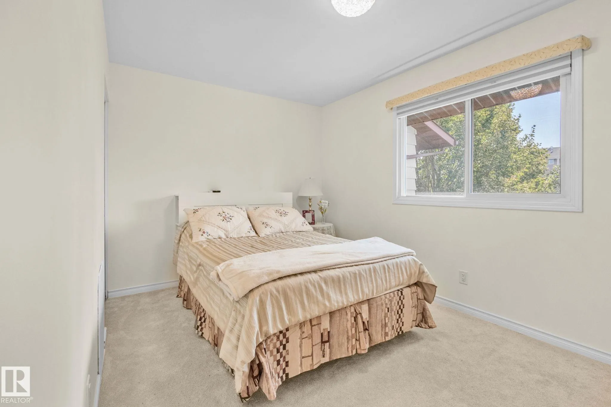116 WOODSTOCK NW