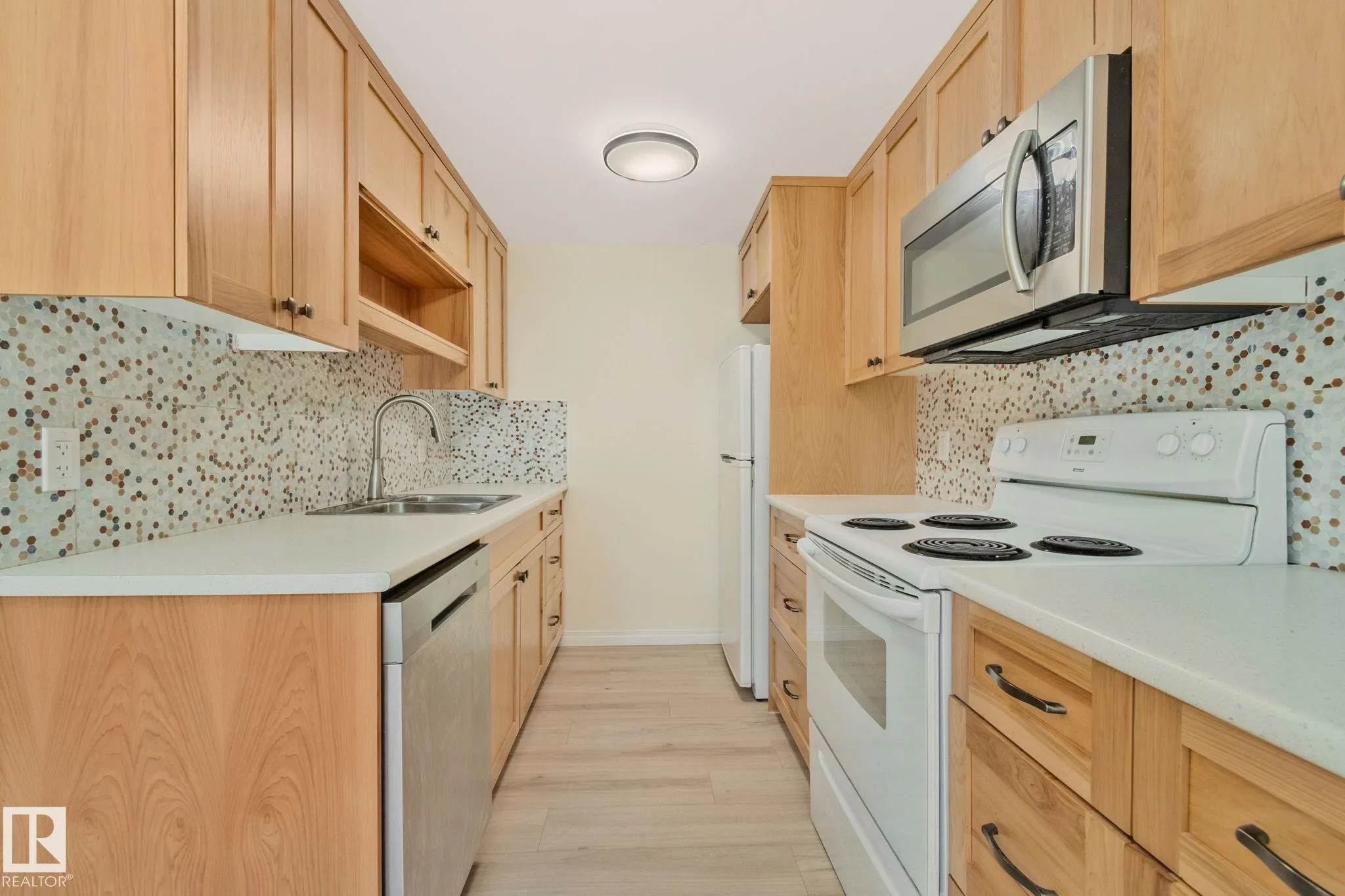 116 WOODSTOCK NW