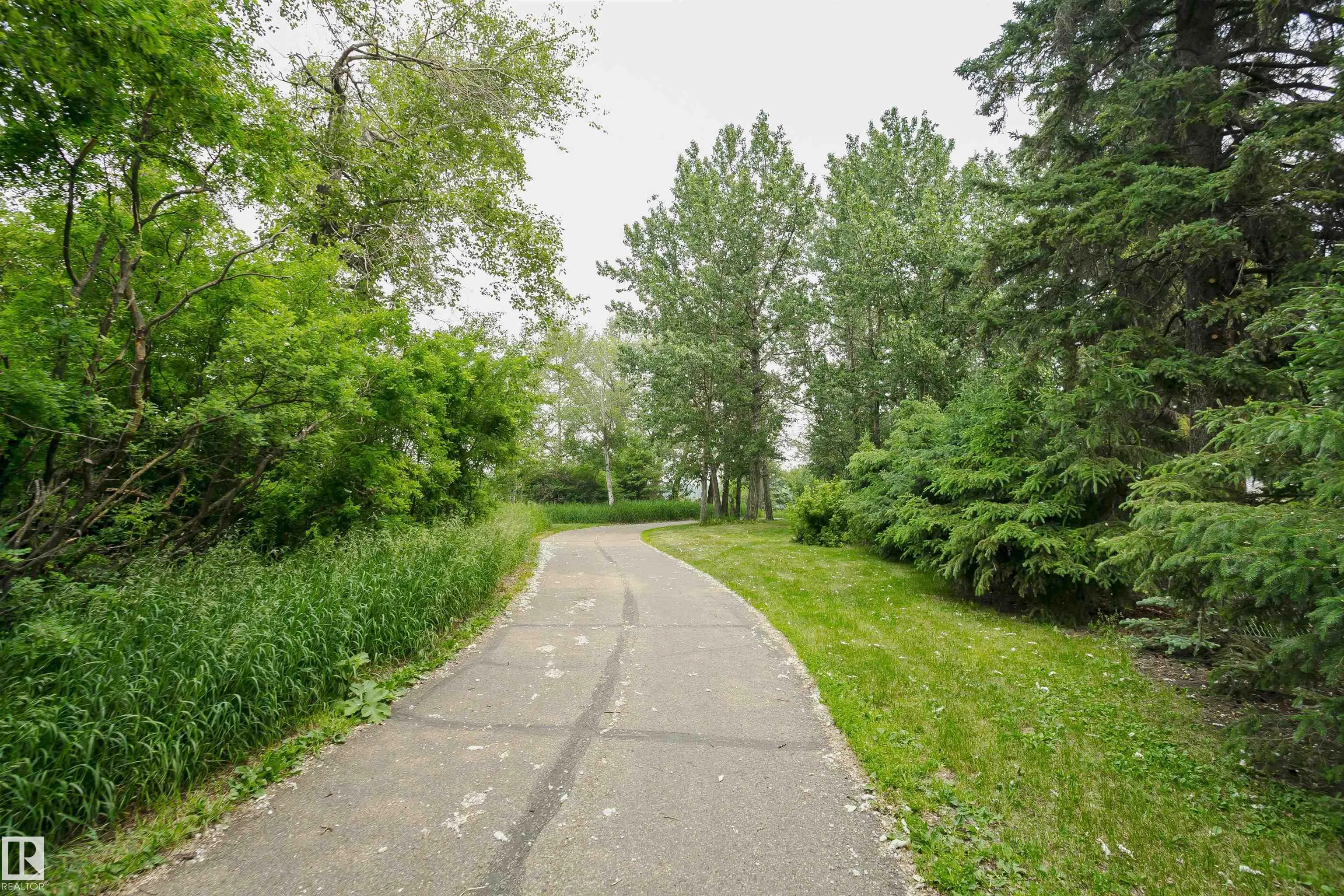 260 STURGEON Road