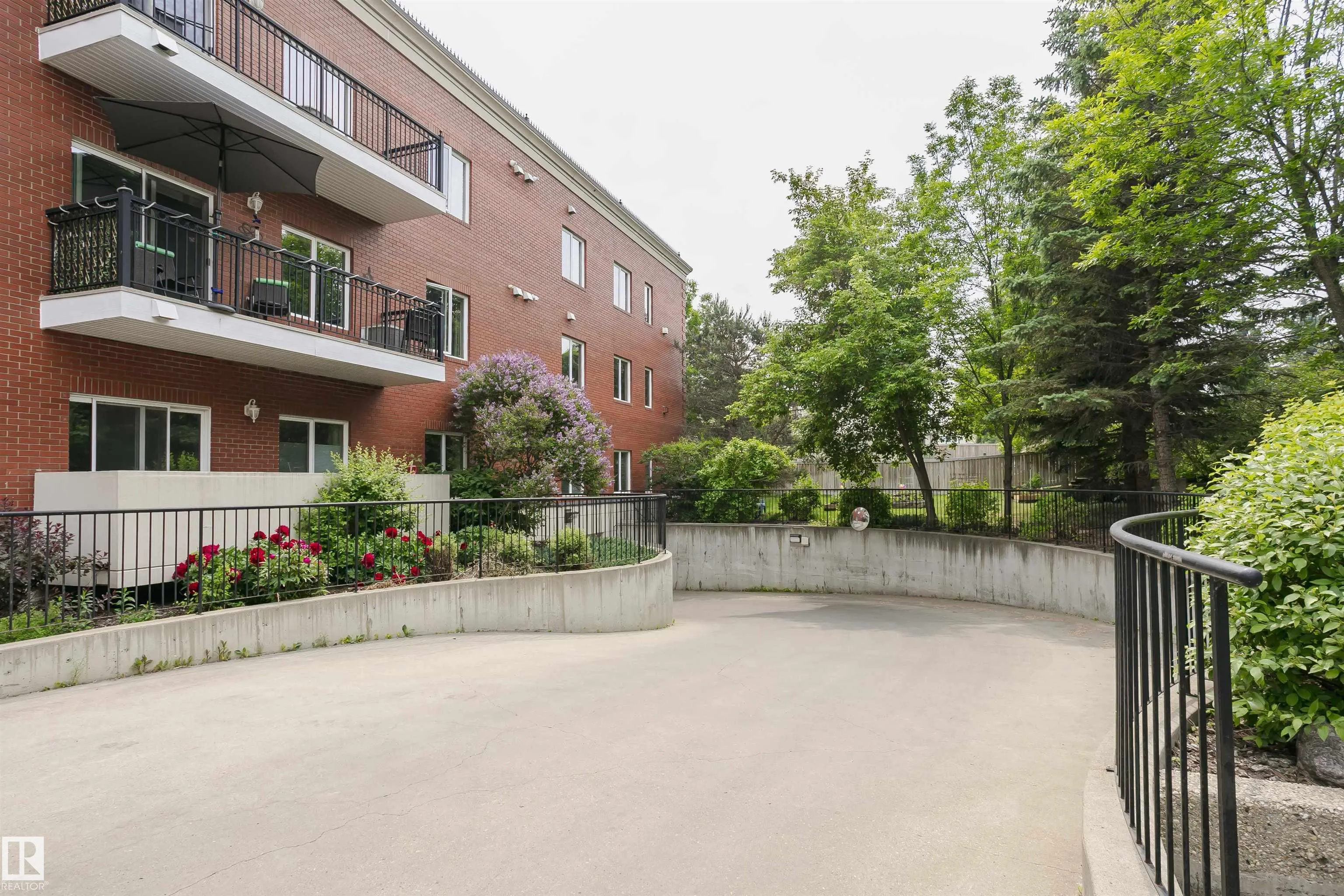 260 STURGEON Road