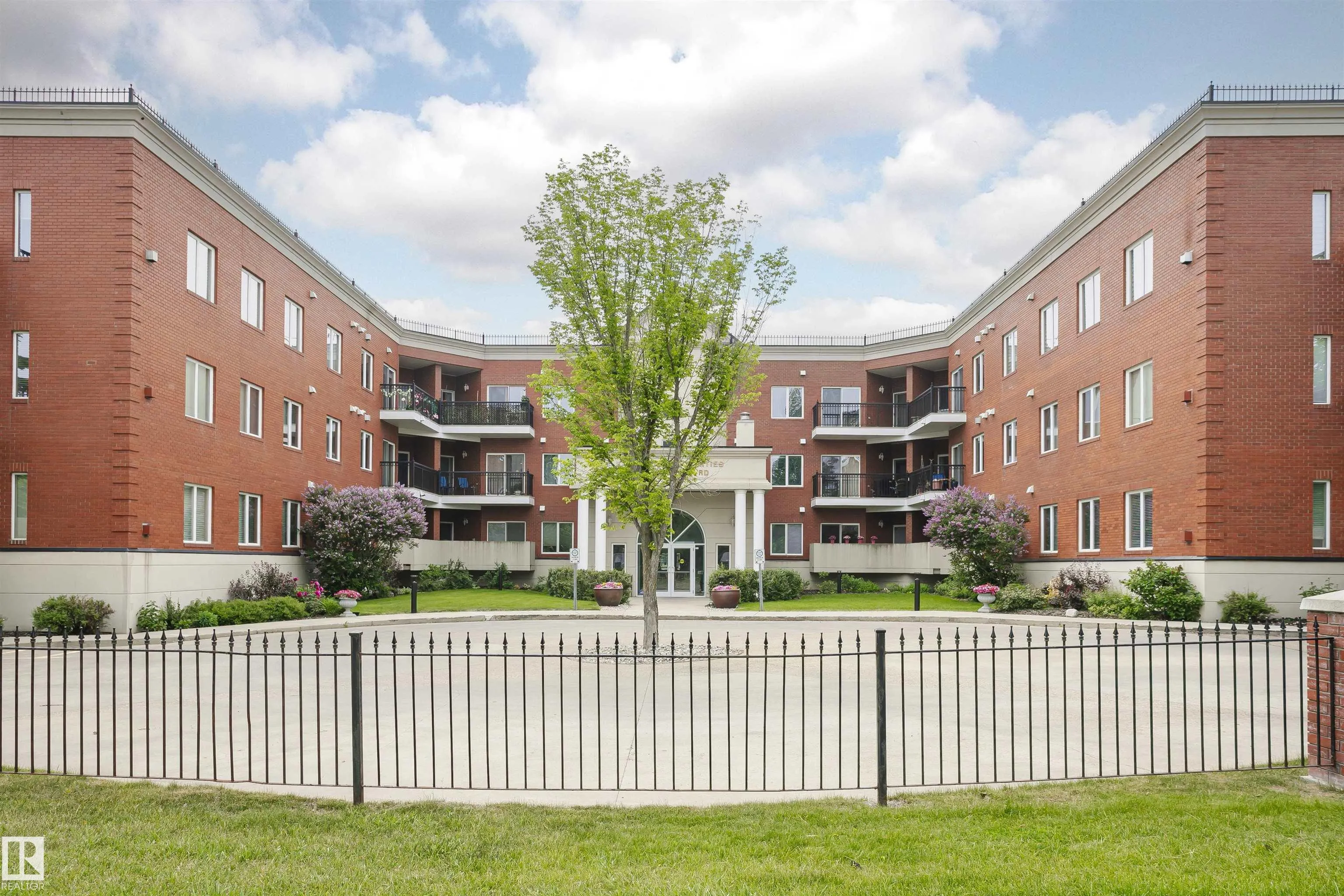 260 STURGEON Road