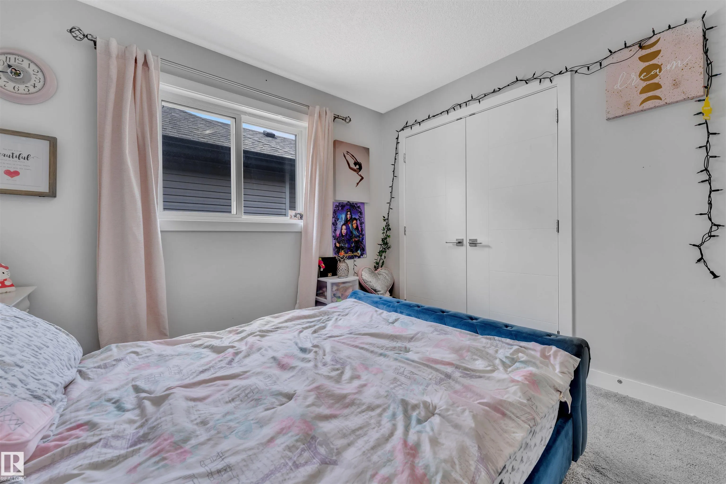 3607 46 Avenue