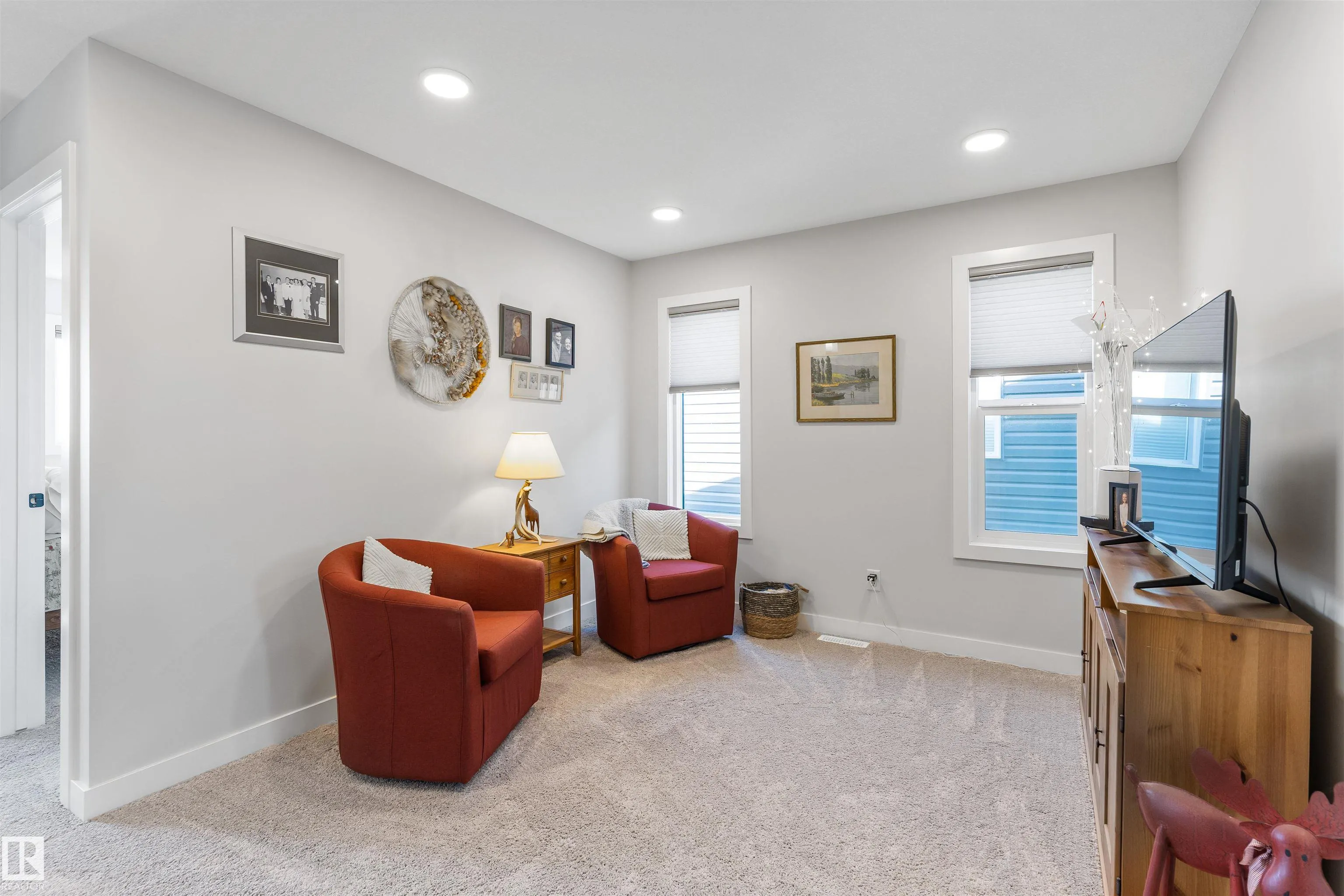 58 REDSPUR Drive