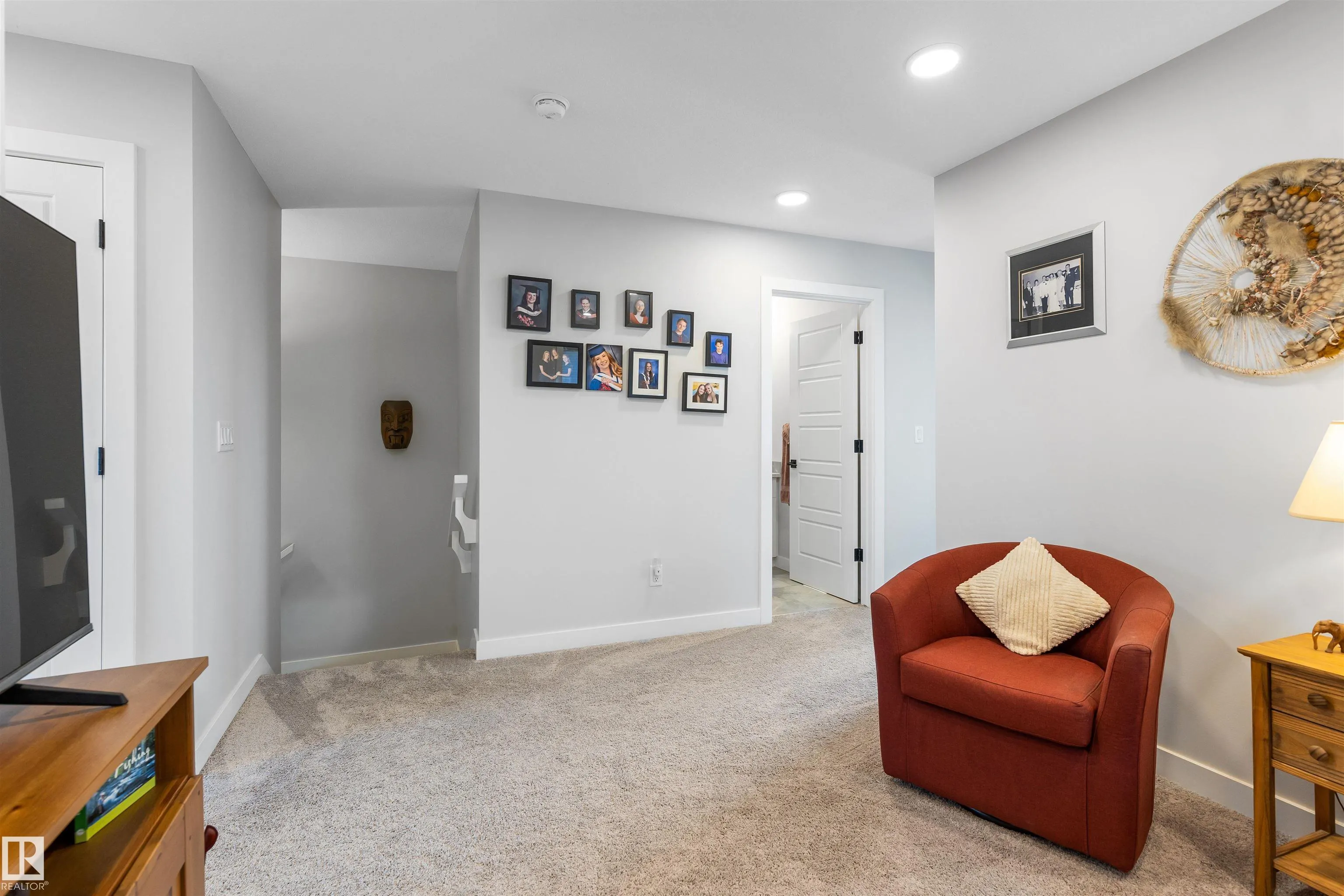 58 REDSPUR Drive