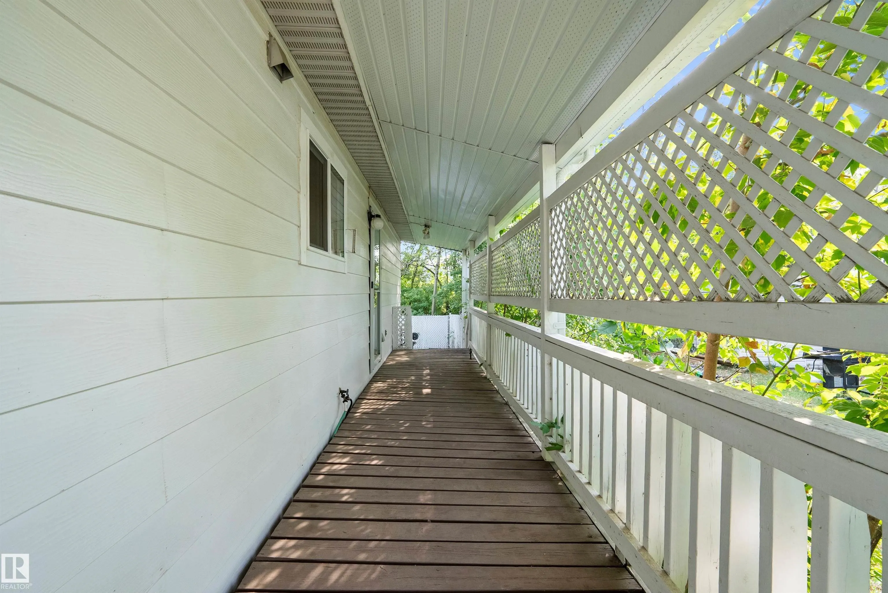 95 Ridgeway Drive