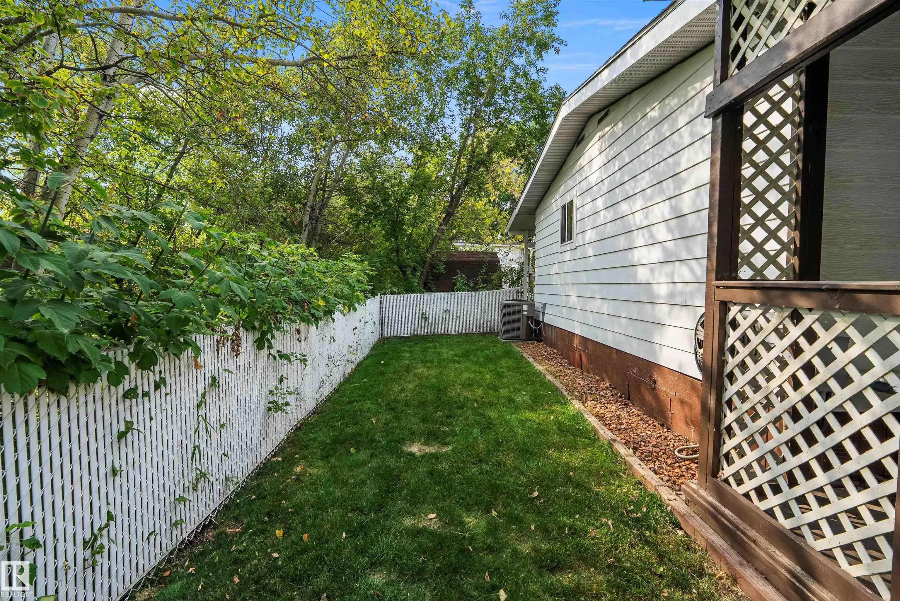 95 Ridgeway Drive