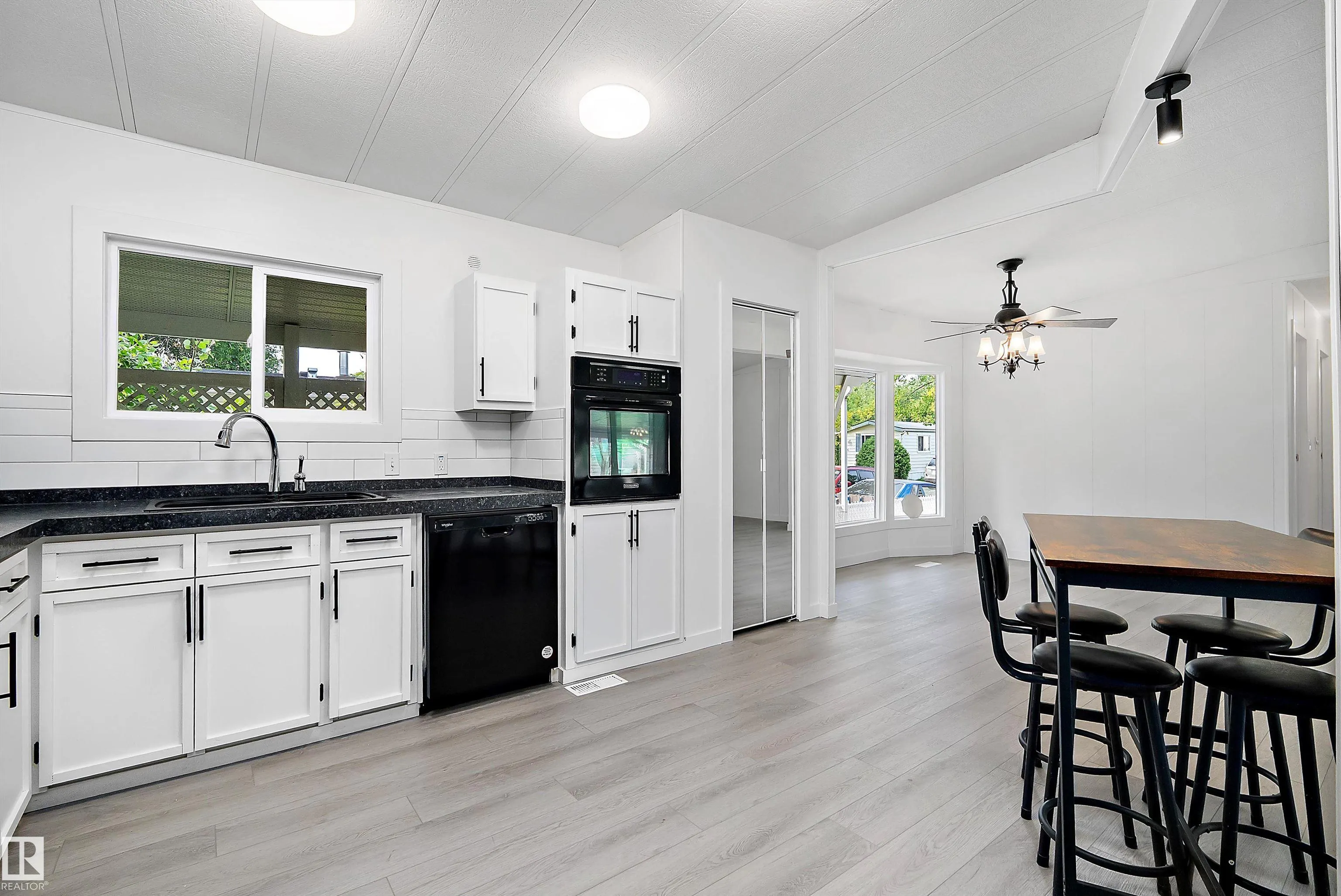 95 Ridgeway Drive