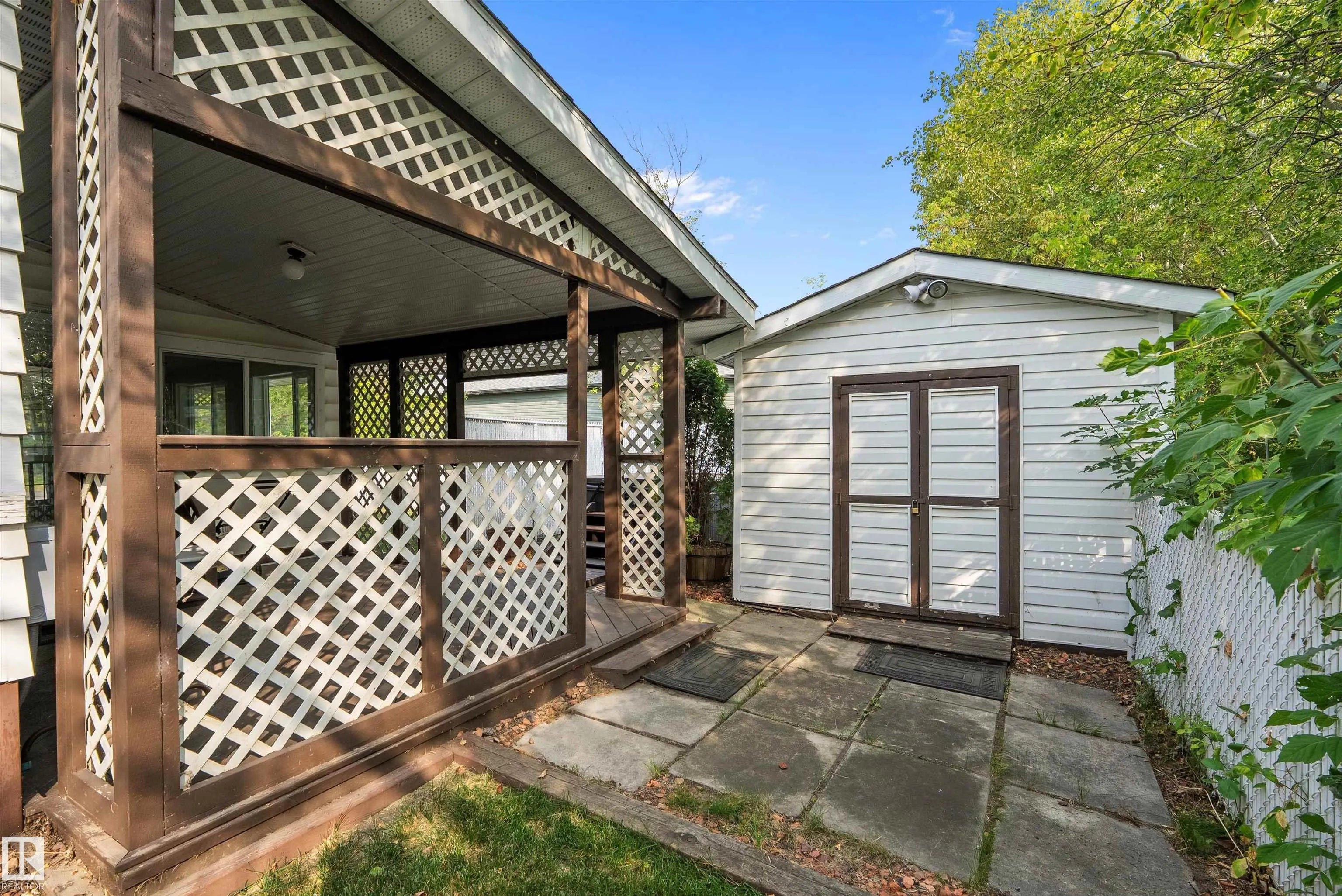 95 Ridgeway Drive