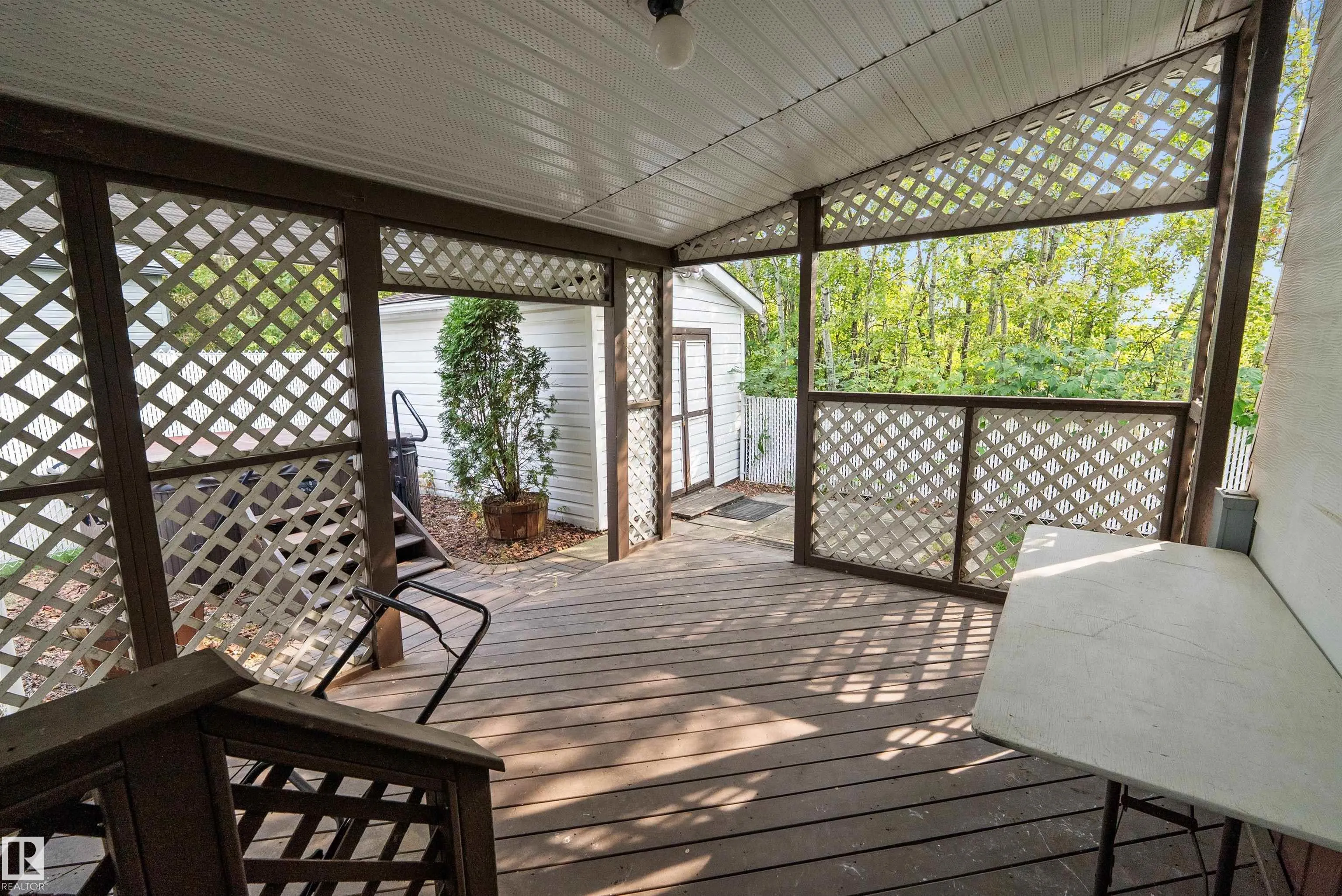 95 Ridgeway Drive