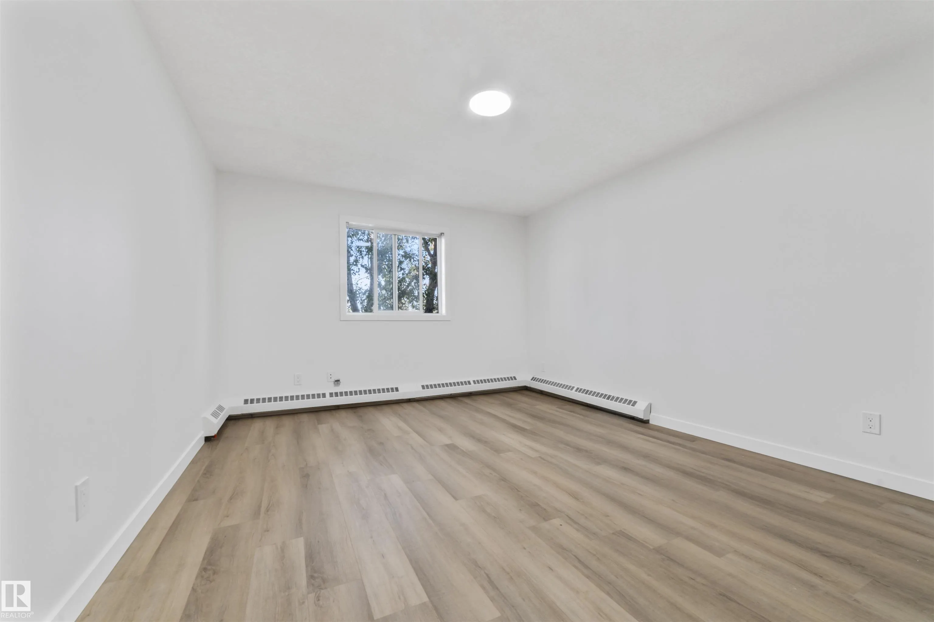 #334 2520 50 ST