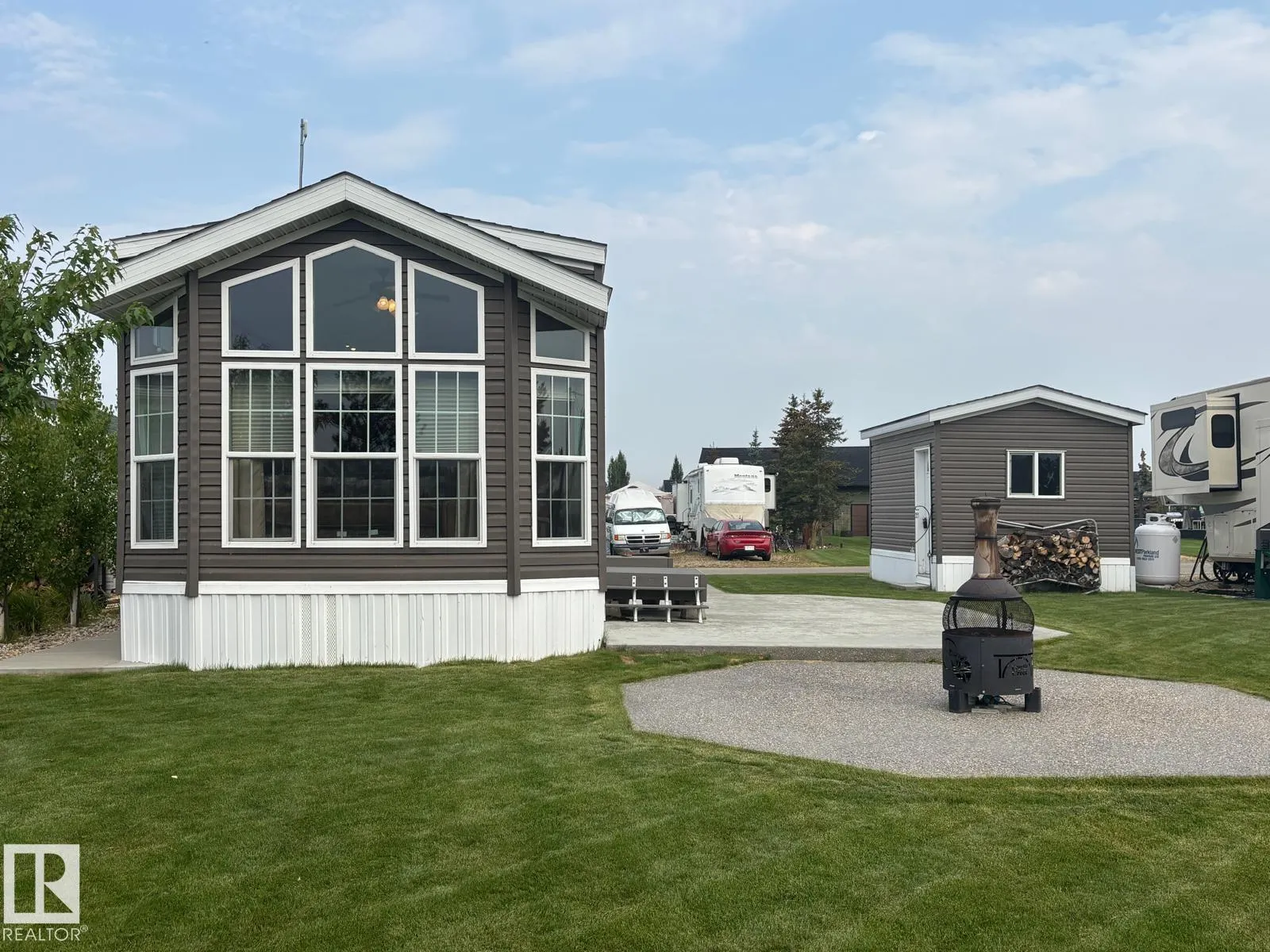 225 53126 Range Road 70
