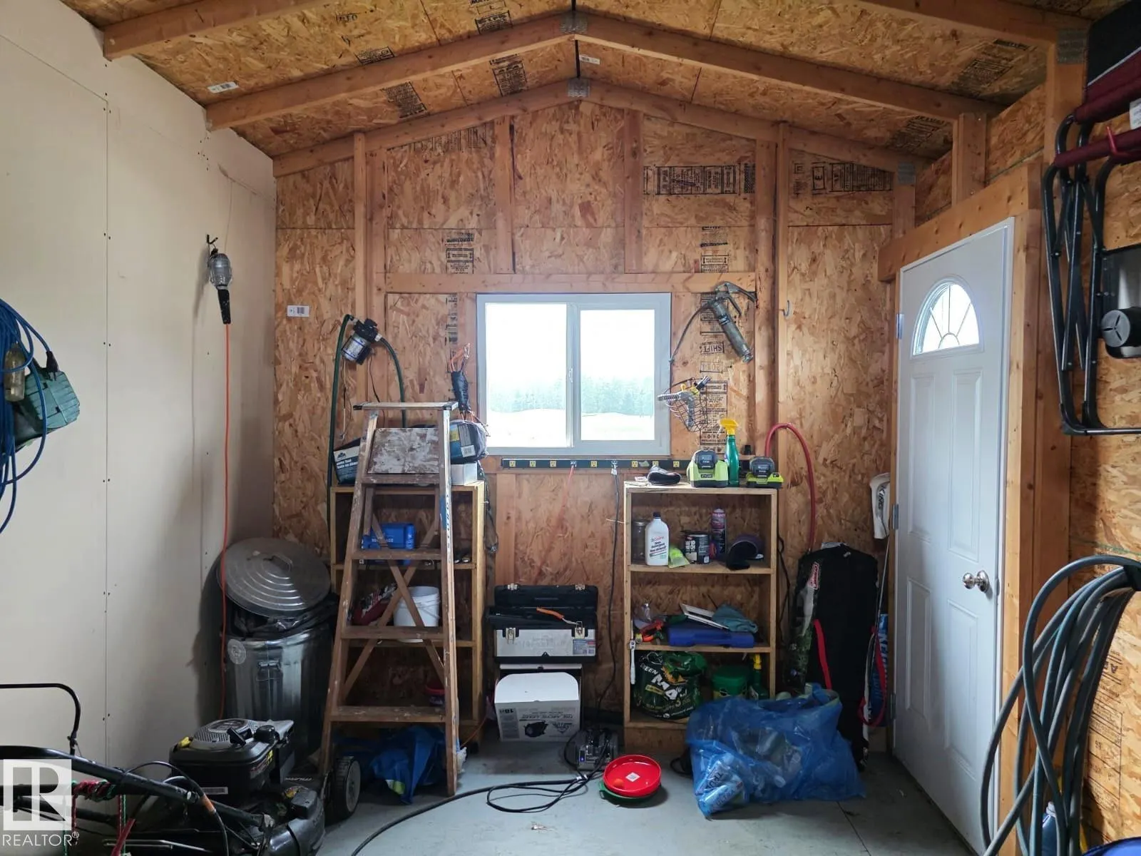 225 53126 Range Road 70