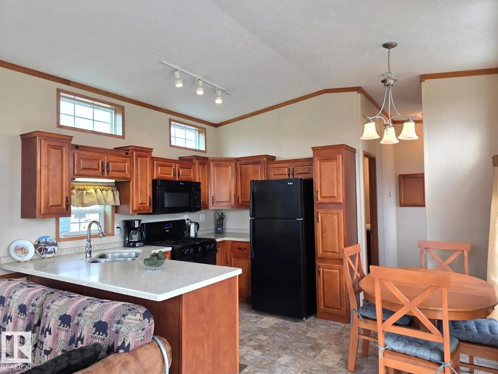 225 53126 Range Road 70
