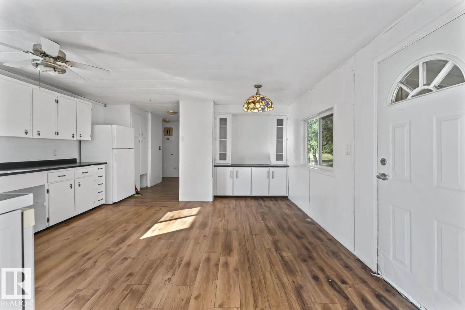11411 HGHWAY 28