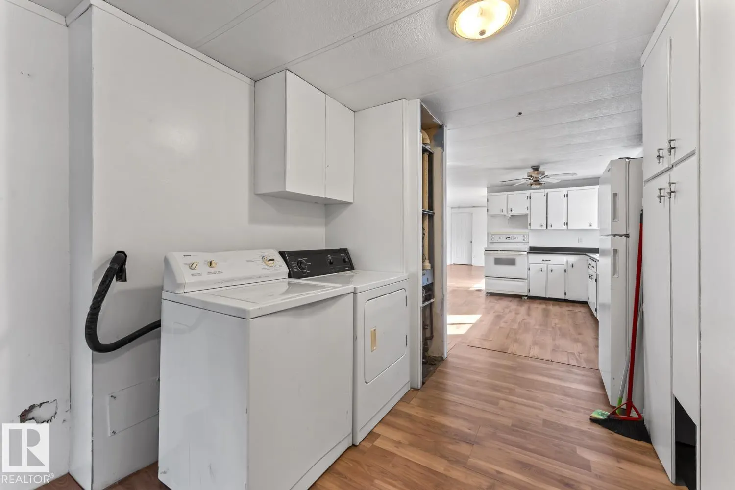 11411 HGHWAY 28
