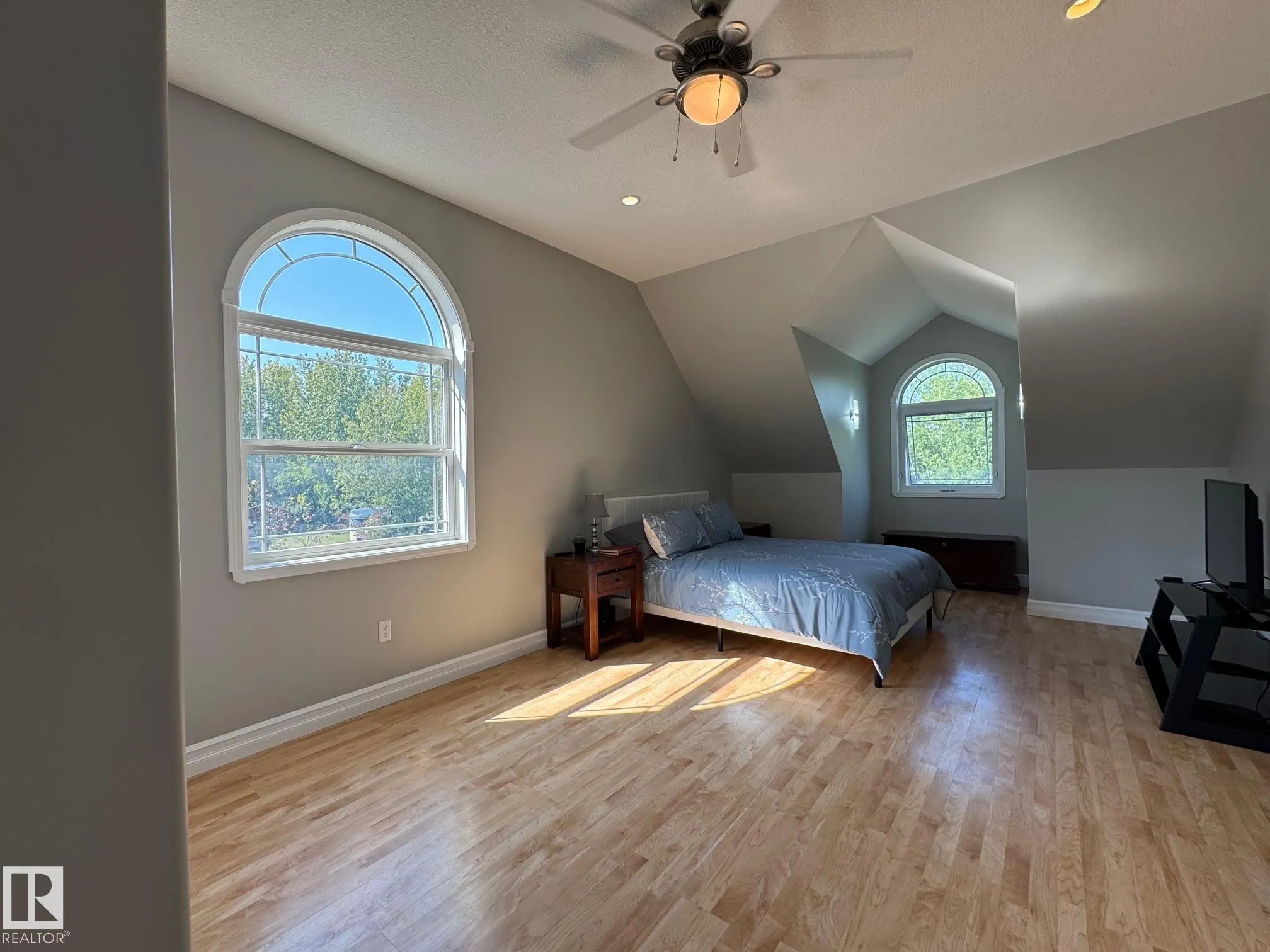100 Aspen Drive