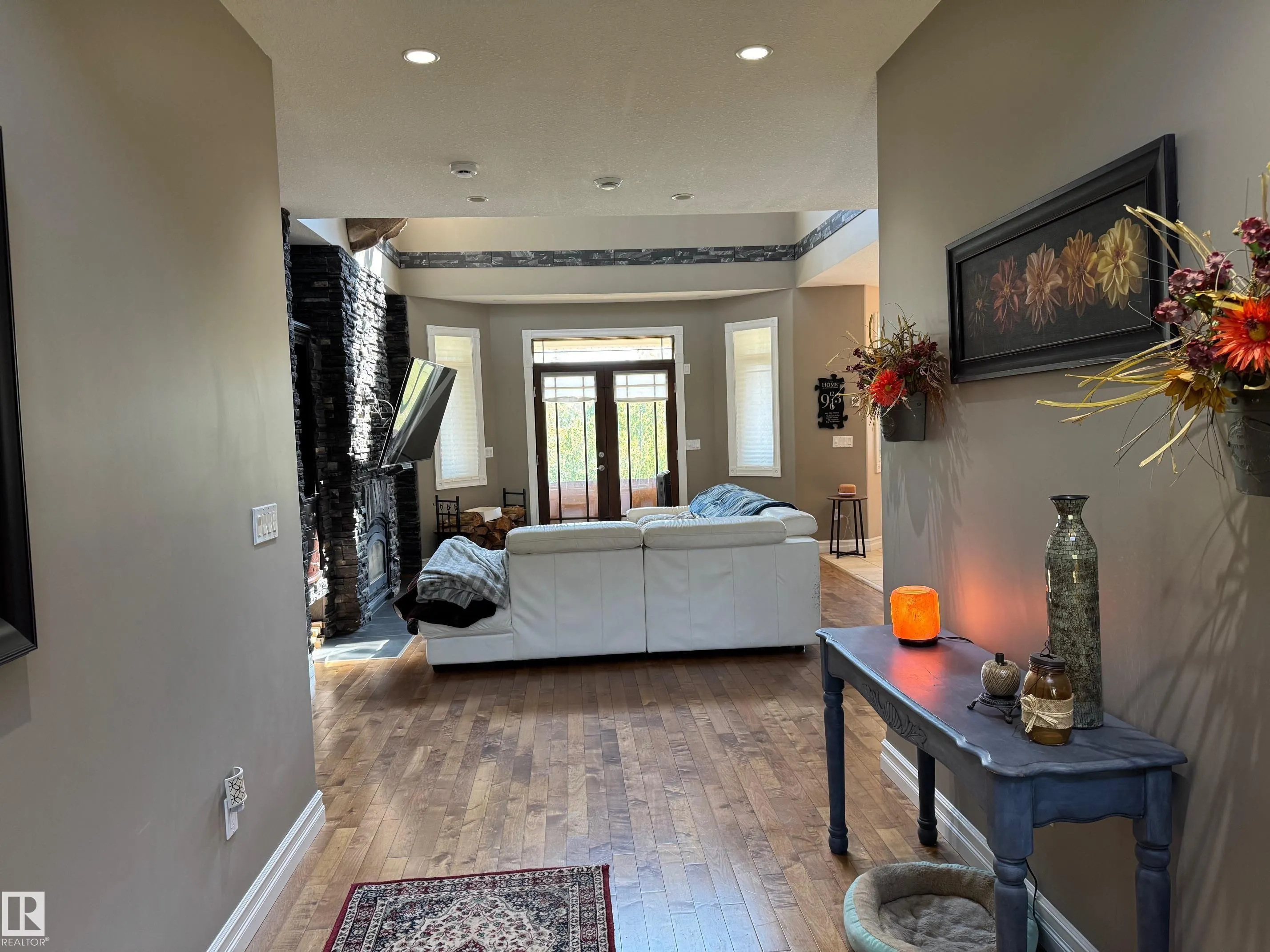 100 Aspen Drive