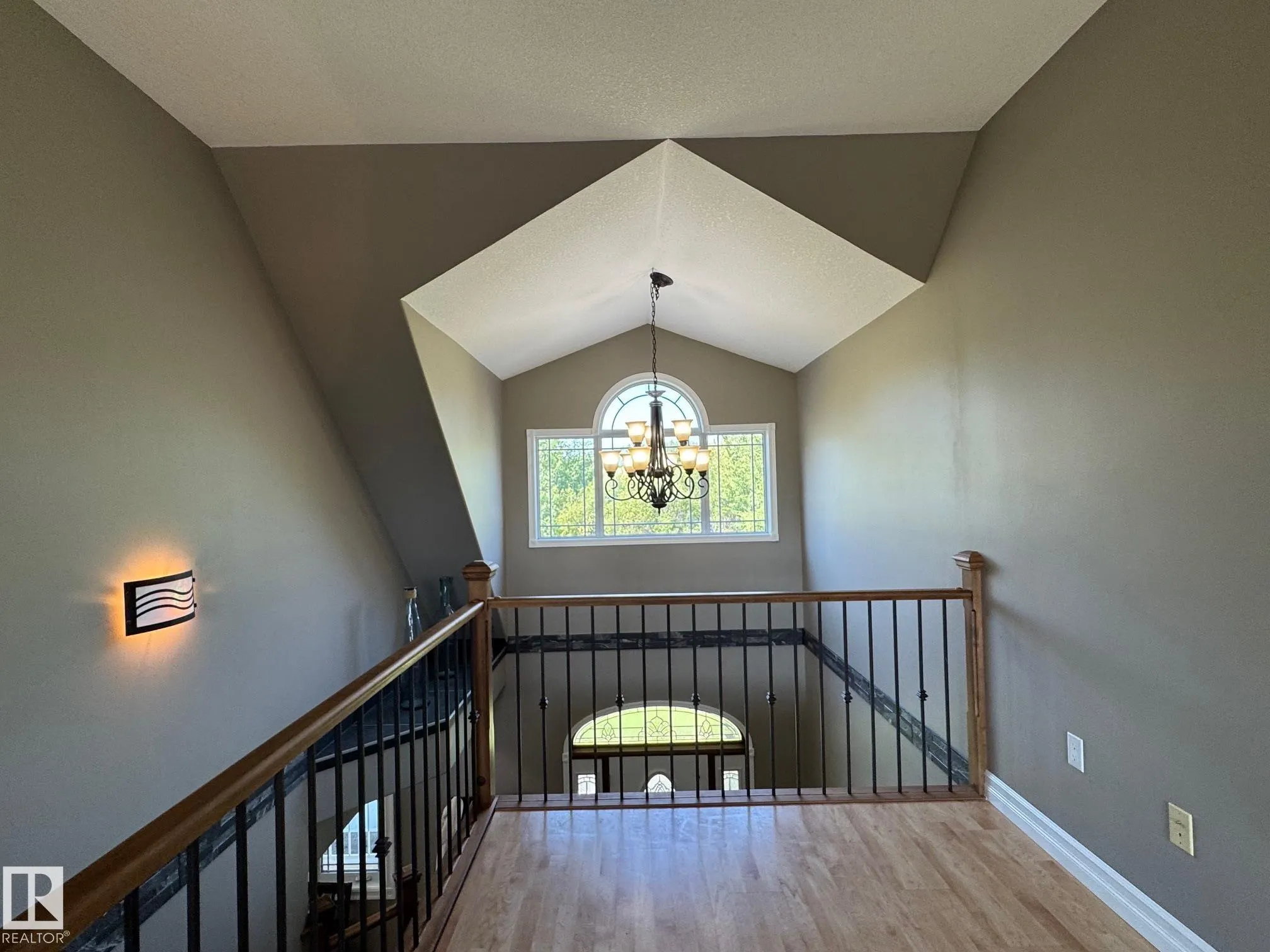 100 Aspen Drive