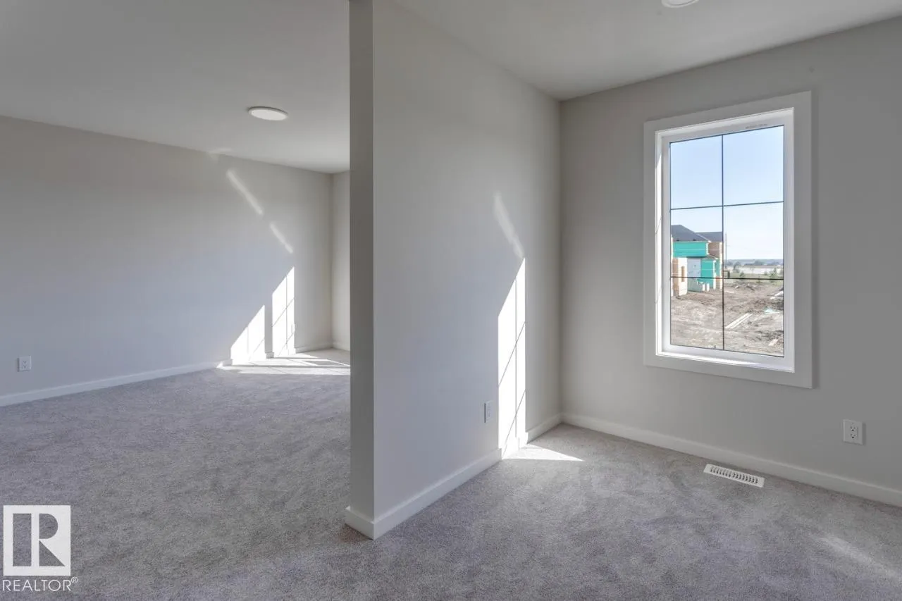 6 Chartres Close