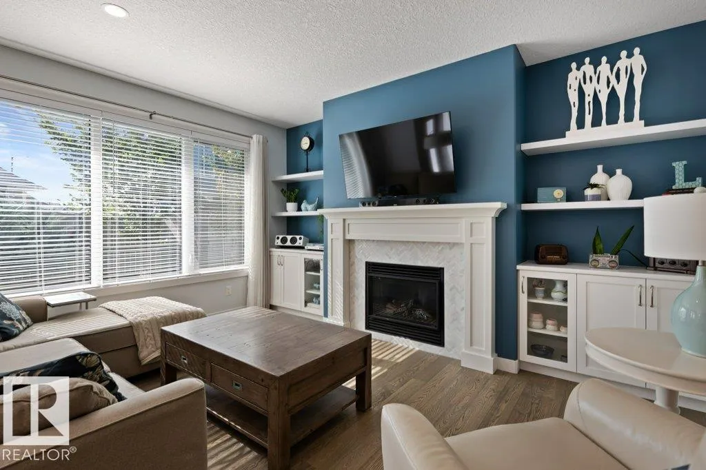 1715 TANAGER Close