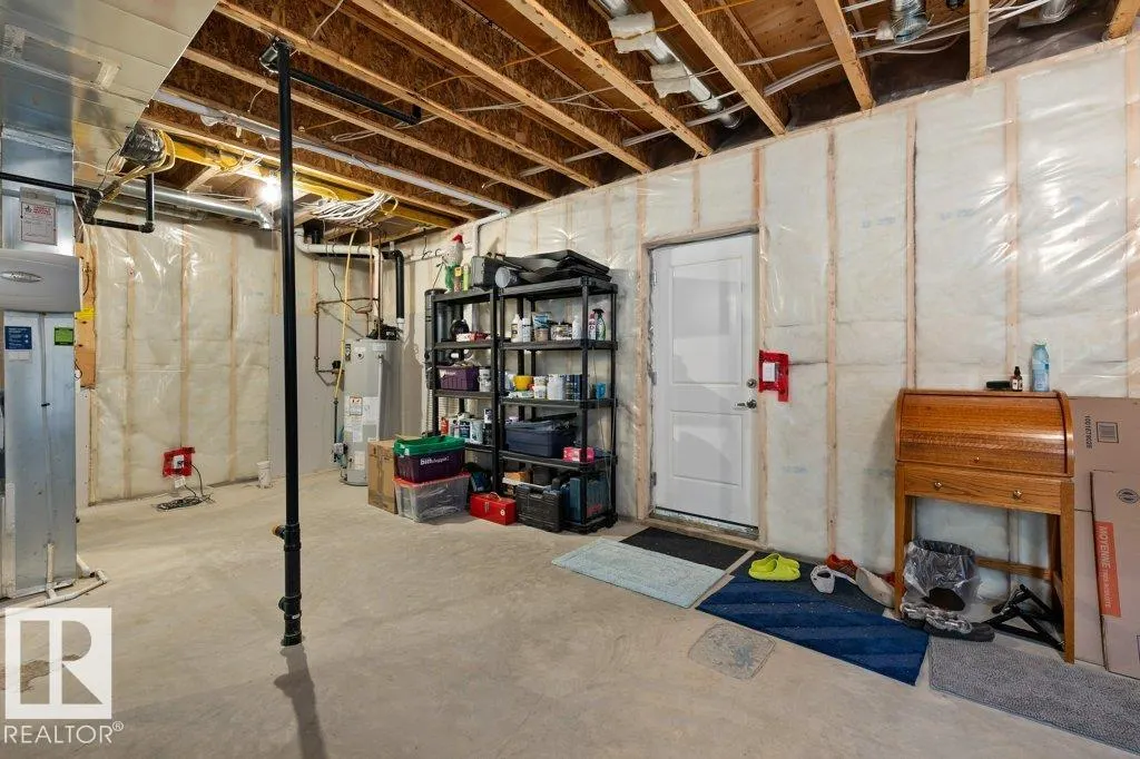 1715 TANAGER Close