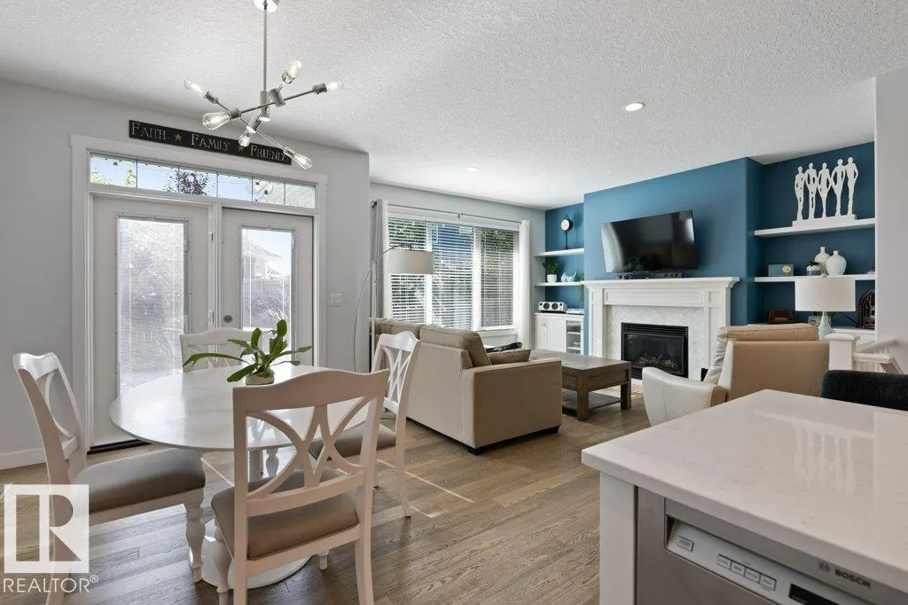 1715 TANAGER Close