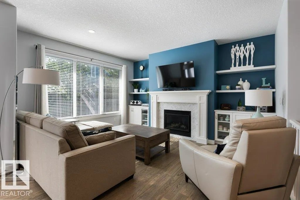 1715 TANAGER Close