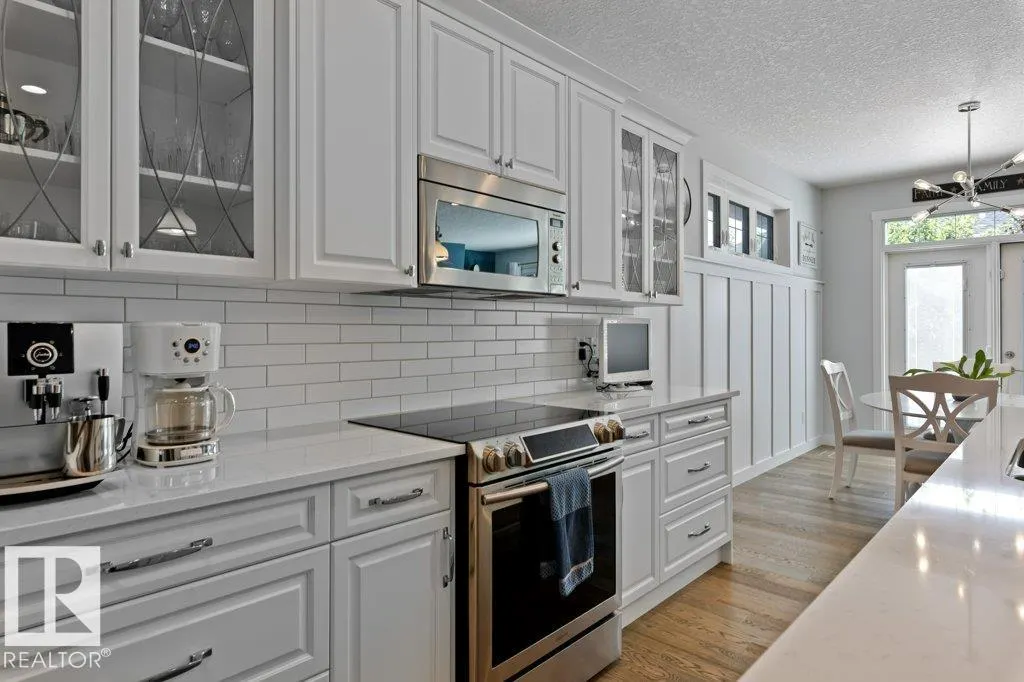 1715 TANAGER Close
