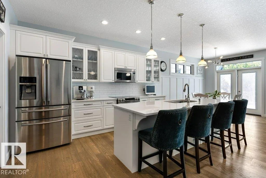 1715 TANAGER Close