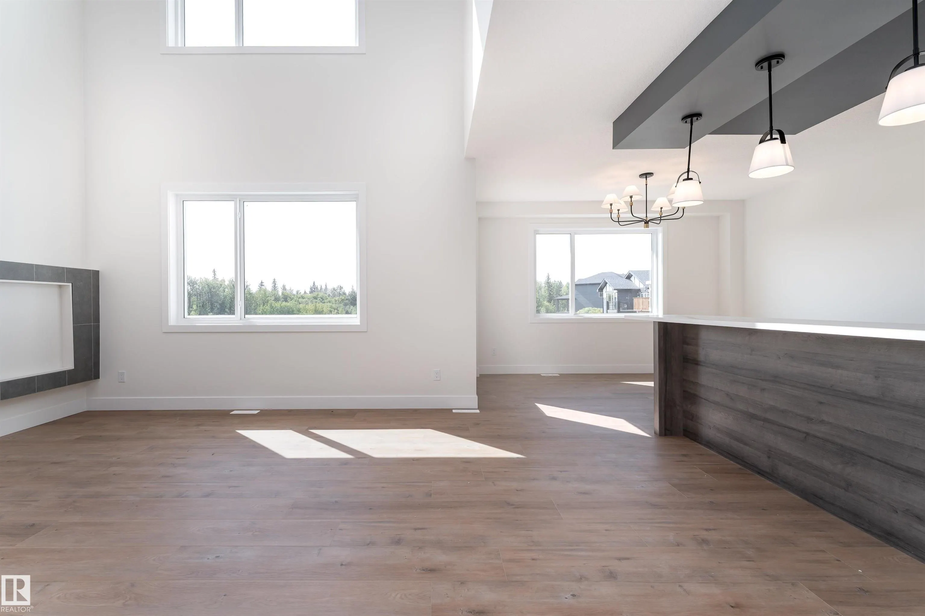 39 MAPLE Crescent