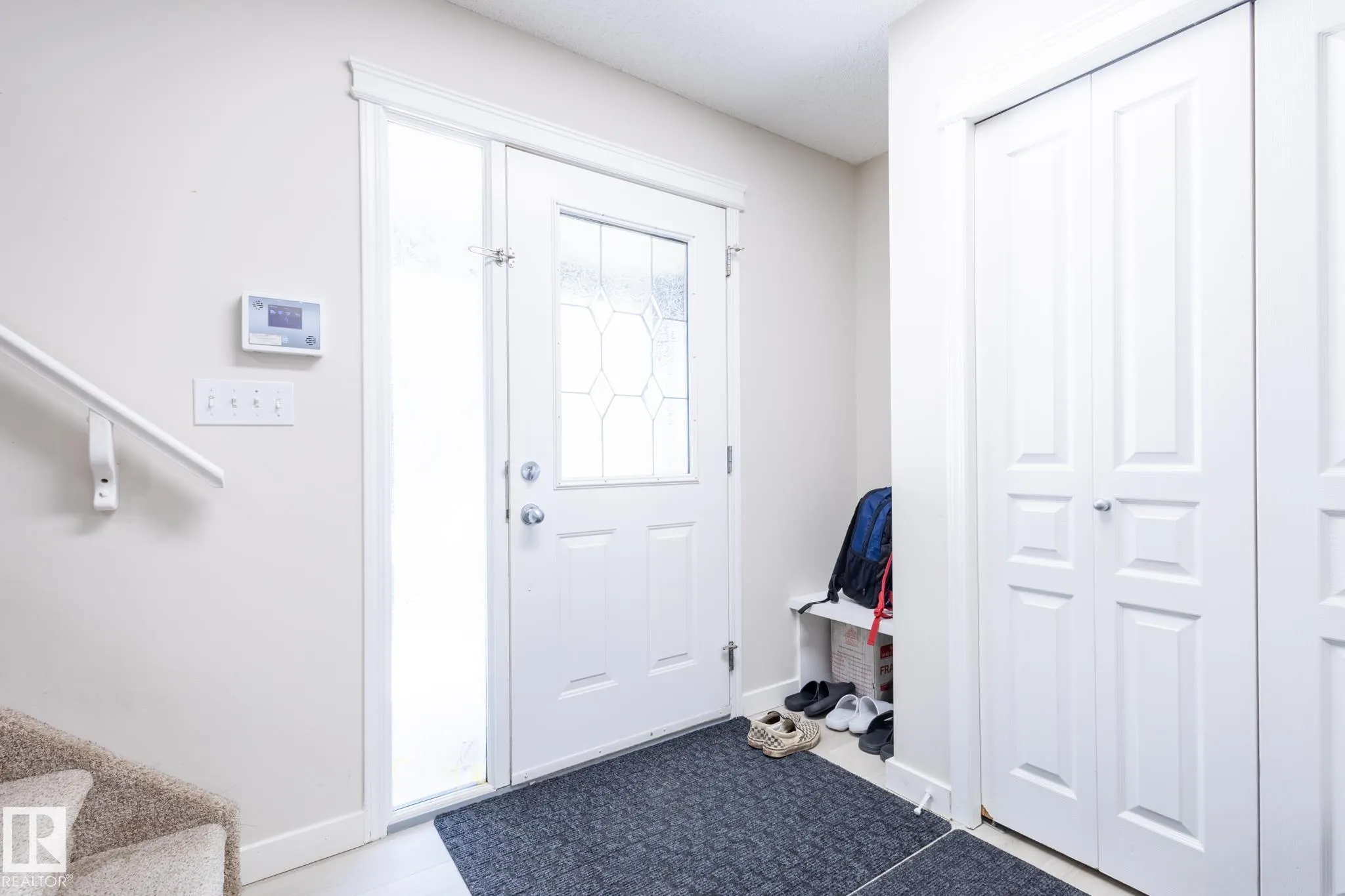 341 CALDERON Crescent