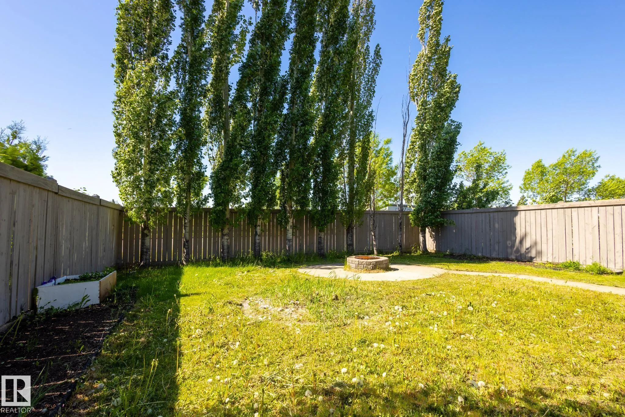 341 CALDERON Crescent
