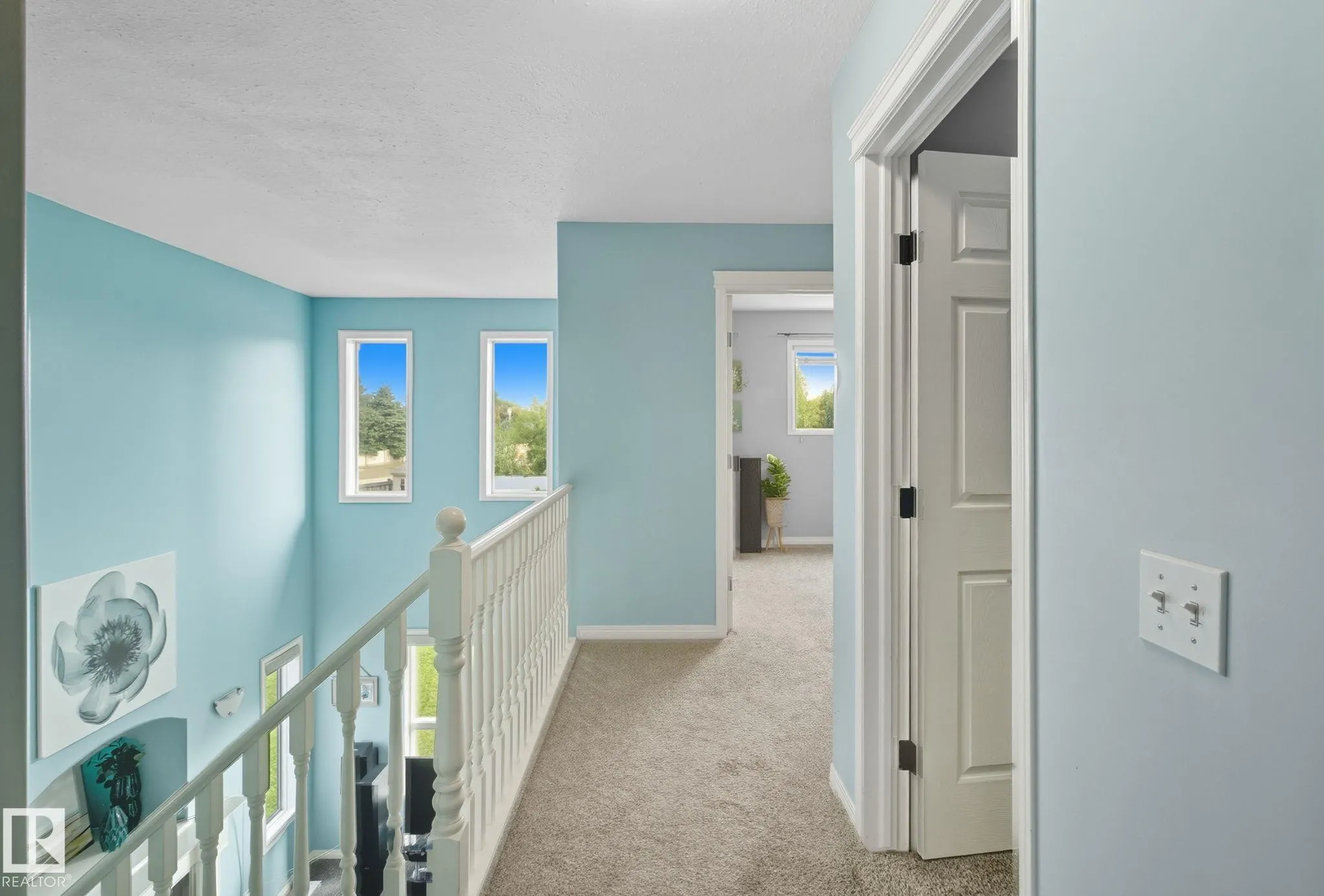 12 WESTERRA Court