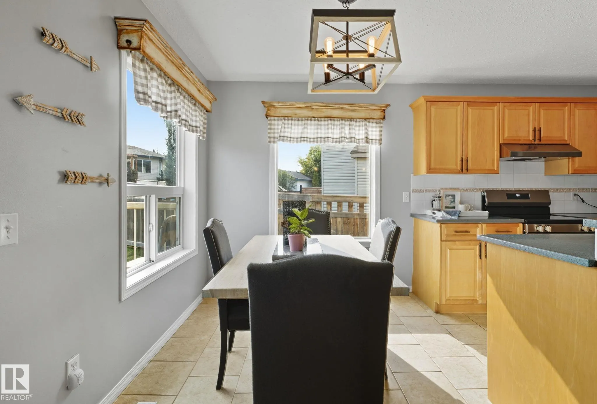 12 WESTERRA Court