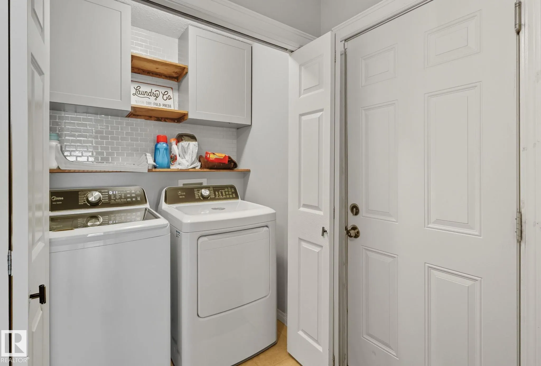 12 WESTERRA Court