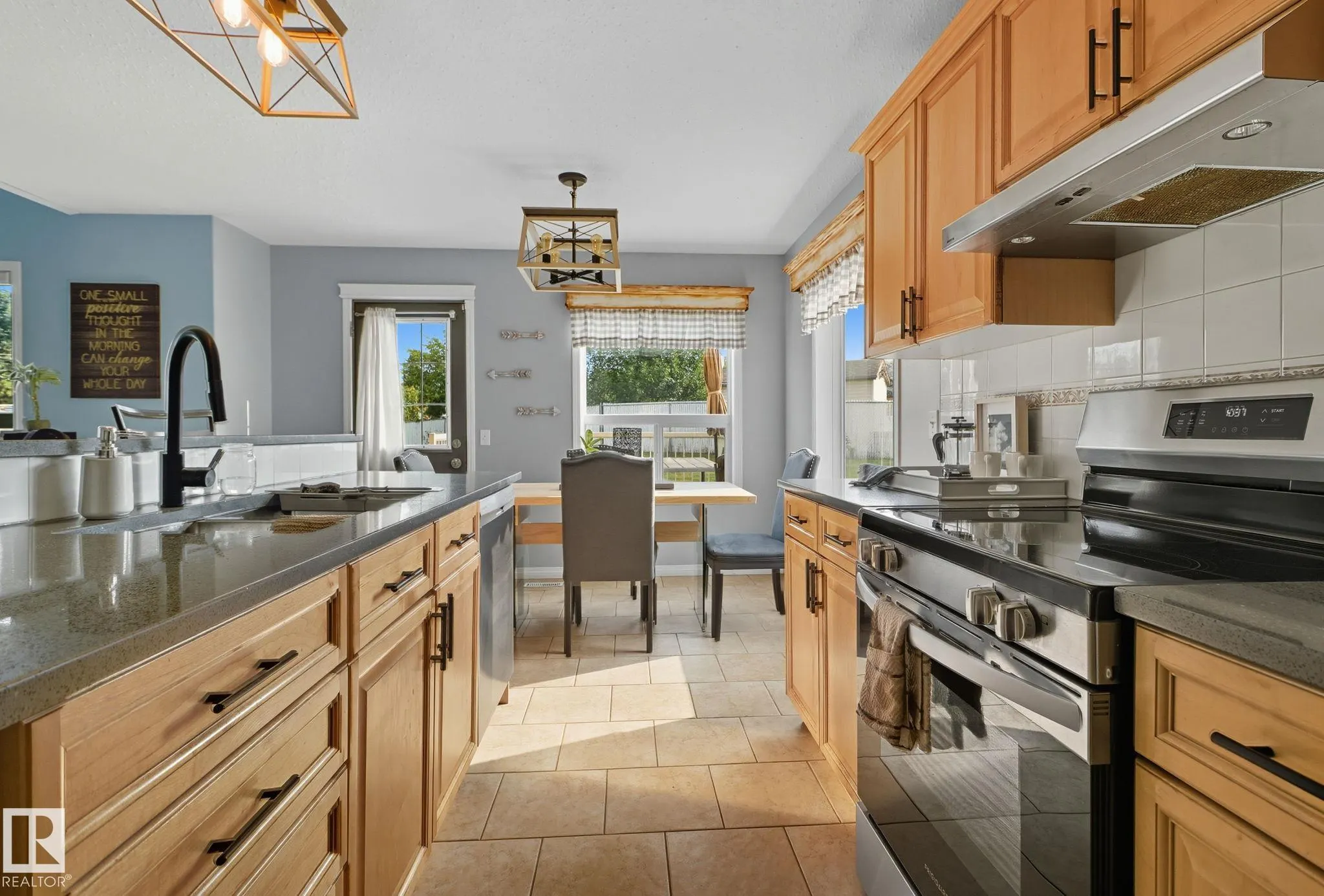 12 WESTERRA Court