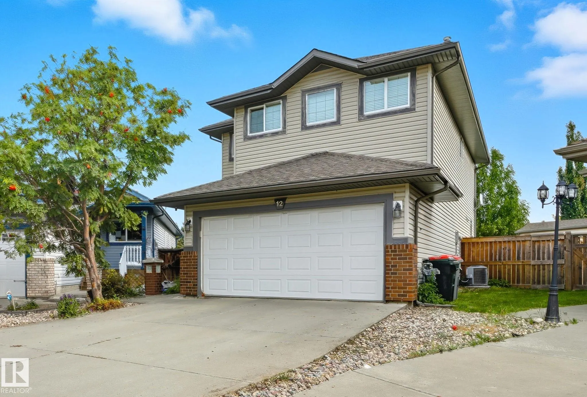 12 WESTERRA Court
