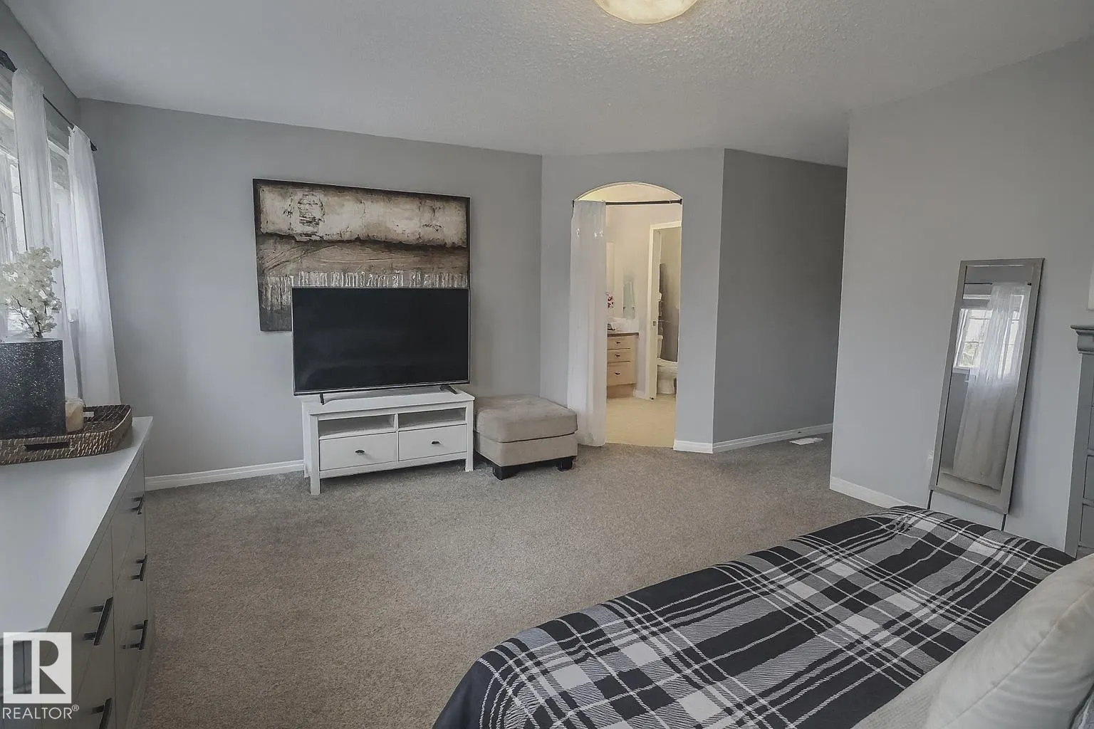 12 WESTERRA Court