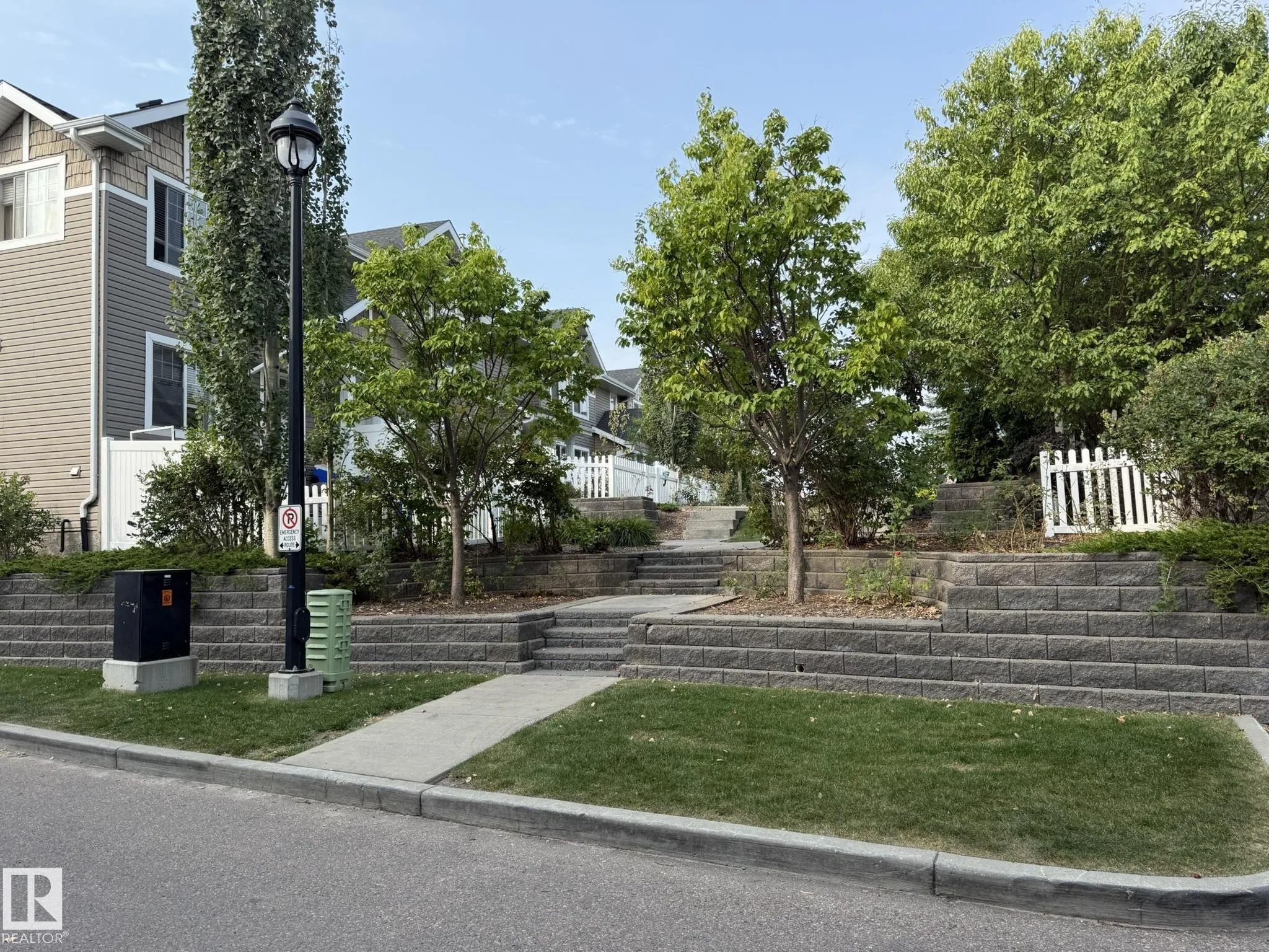 3075 TRELLE Crescent