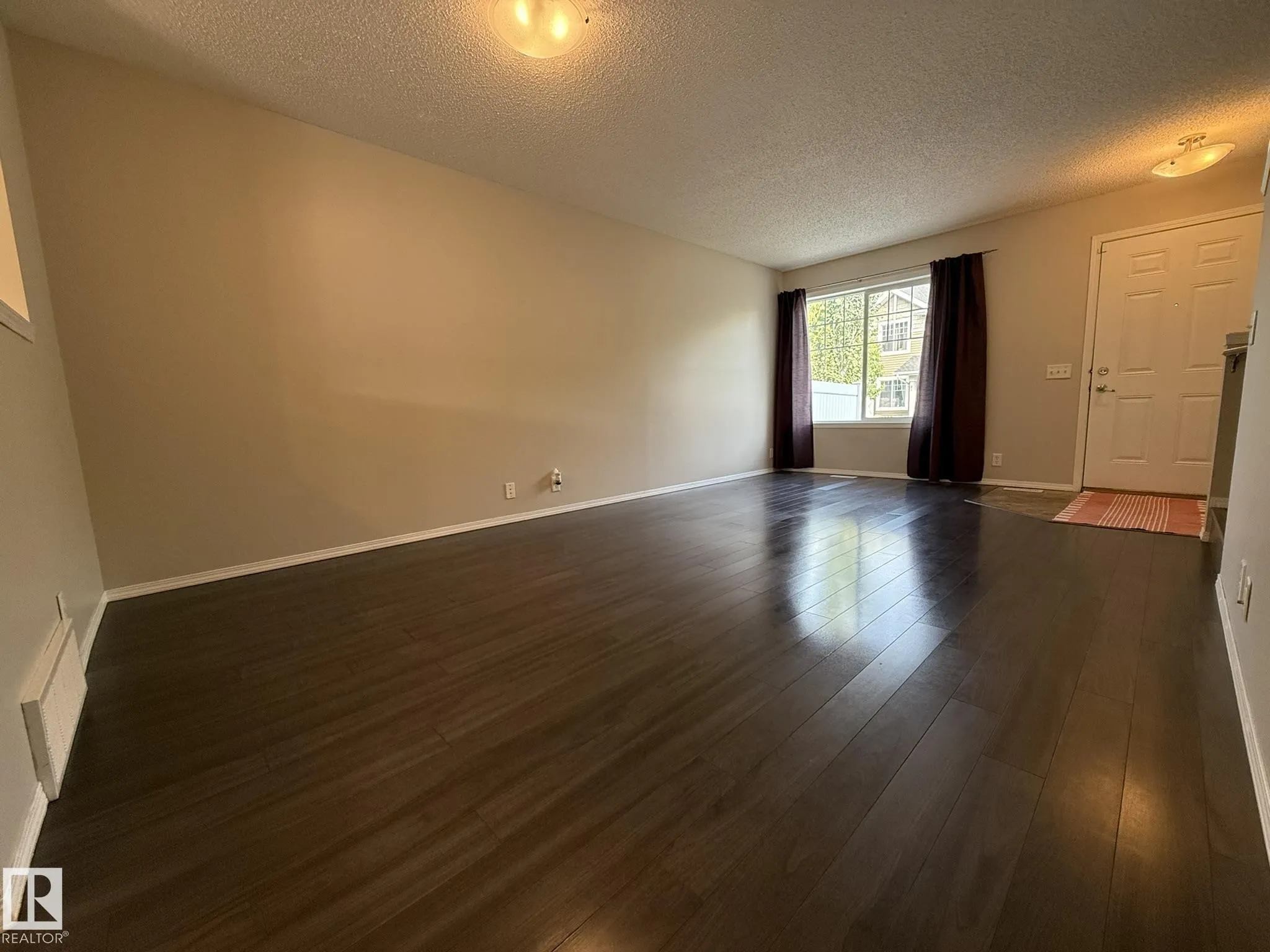 3075 TRELLE Crescent