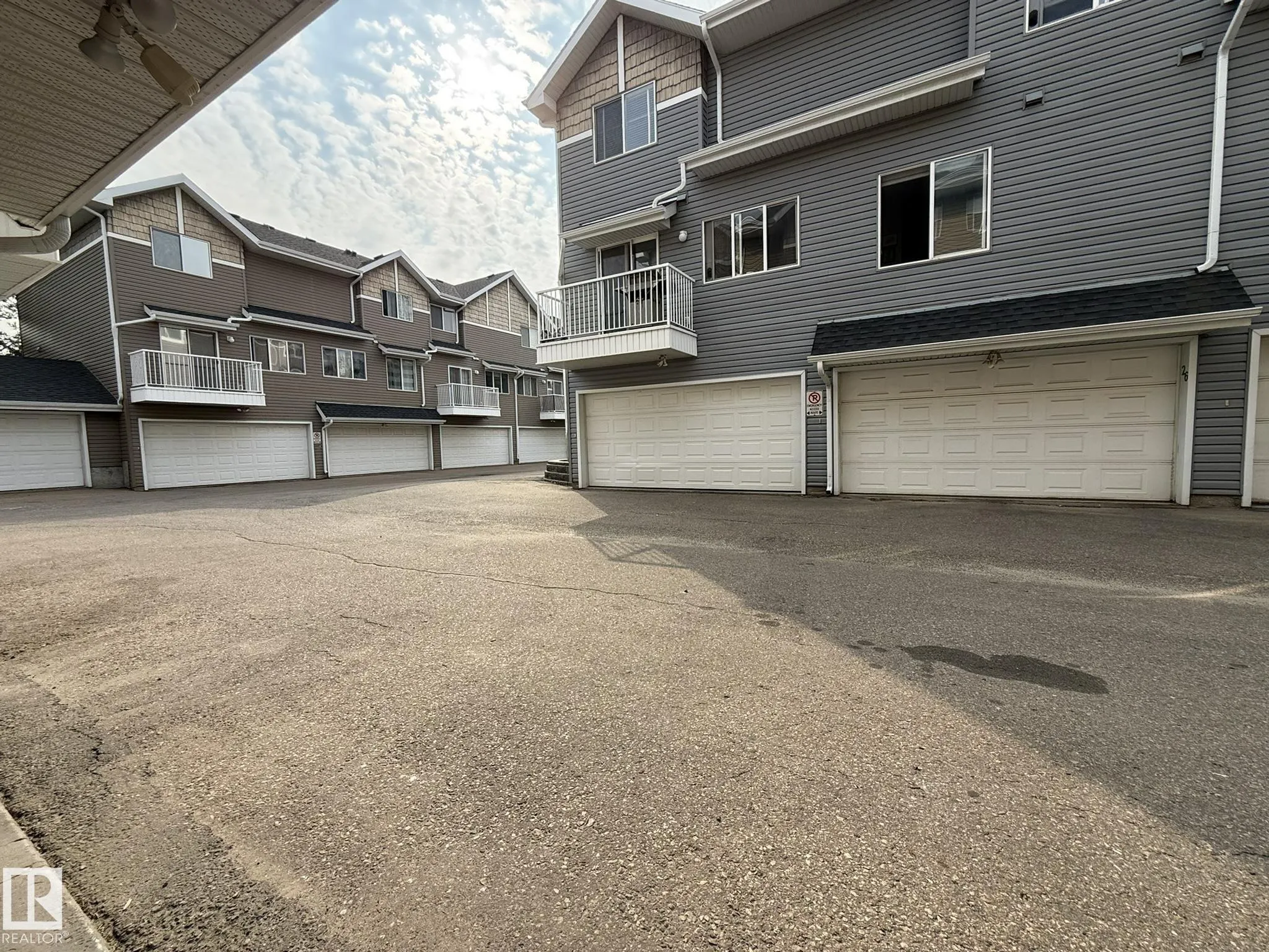 3075 TRELLE Crescent