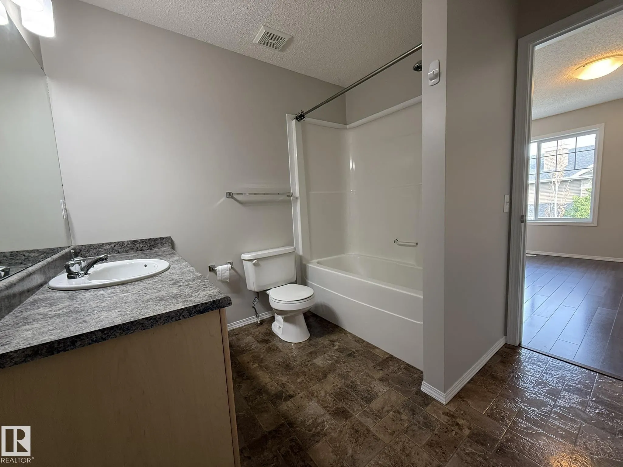 3075 TRELLE Crescent