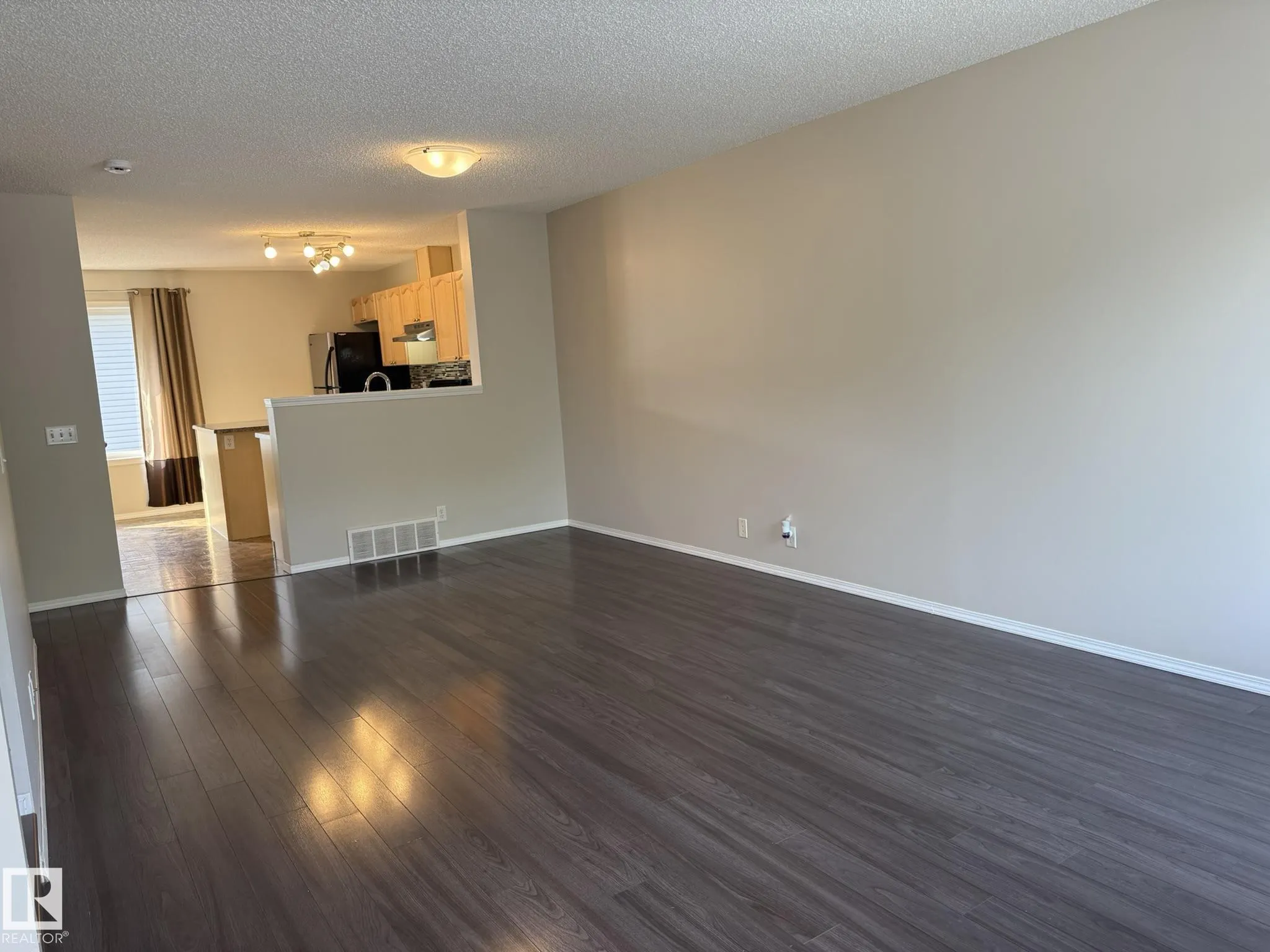 3075 TRELLE Crescent