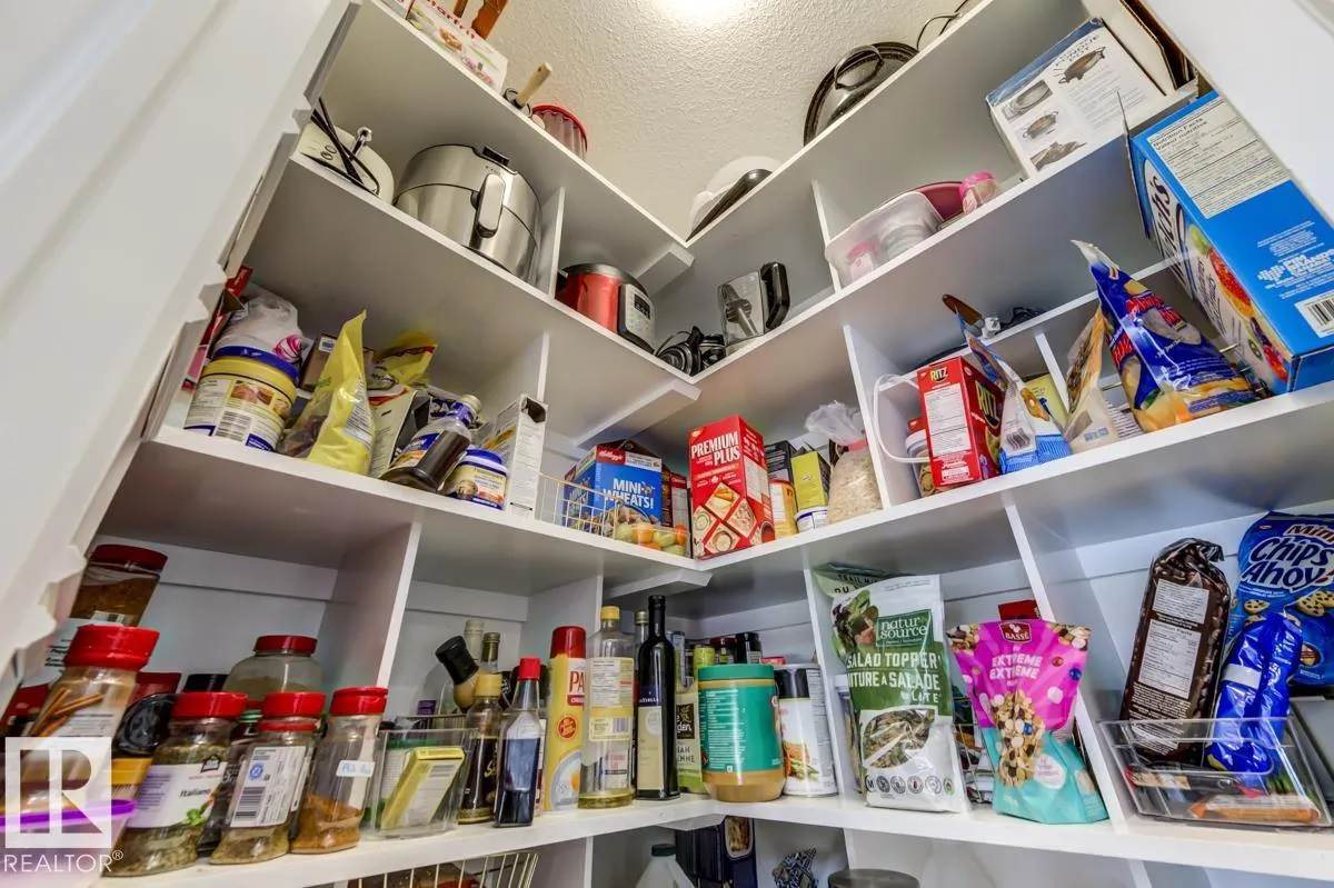 2013 CHRISTOPHER Close