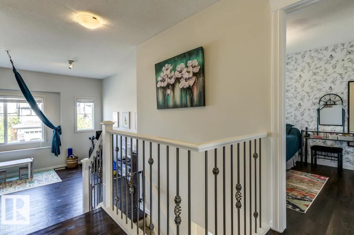 2013 CHRISTOPHER Close